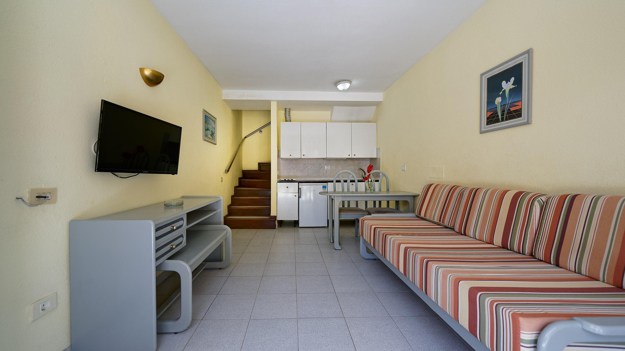 Apartahotel Maspalomas Oasis Club 2*