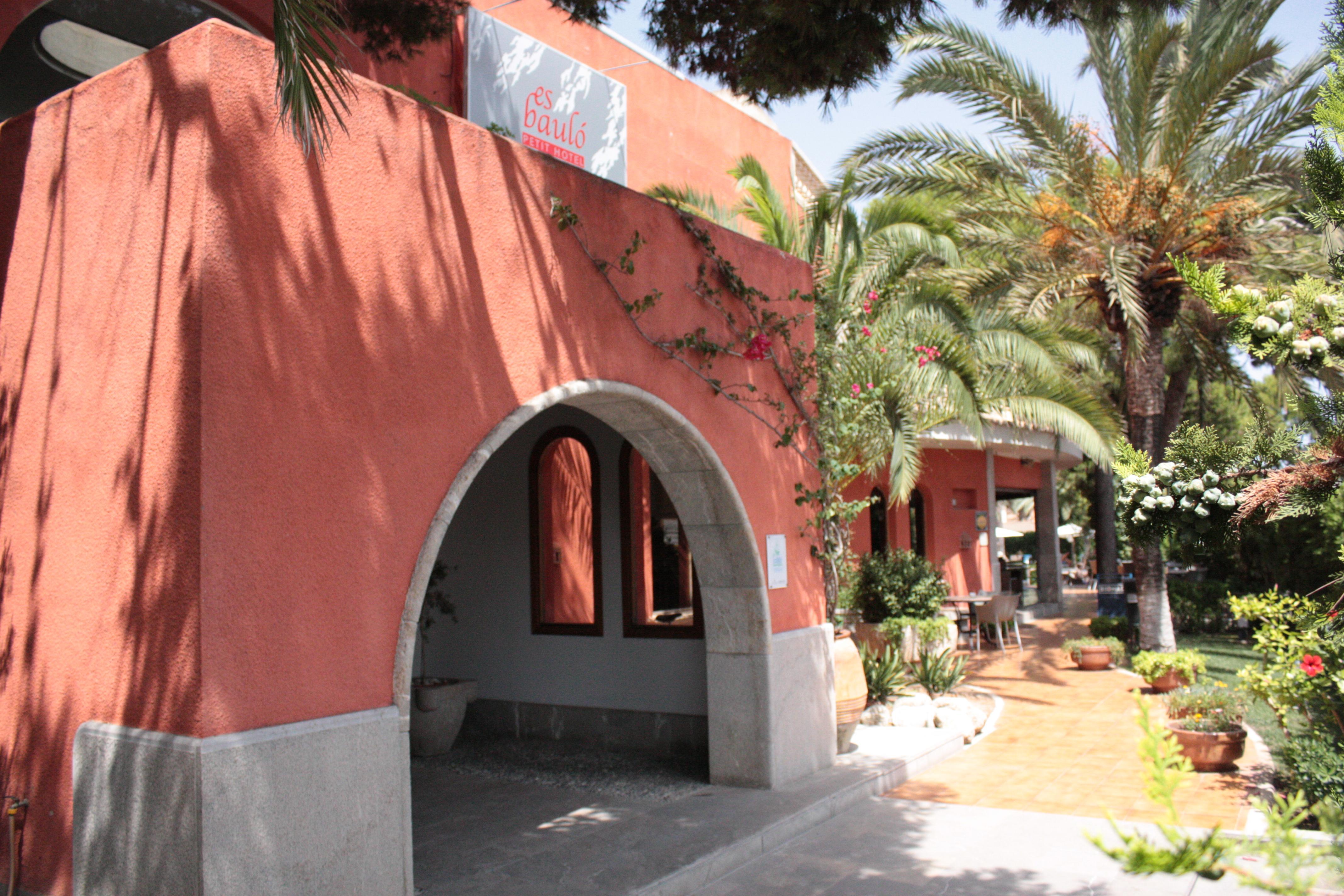 Aparthotel Es Baulo Petit 4*