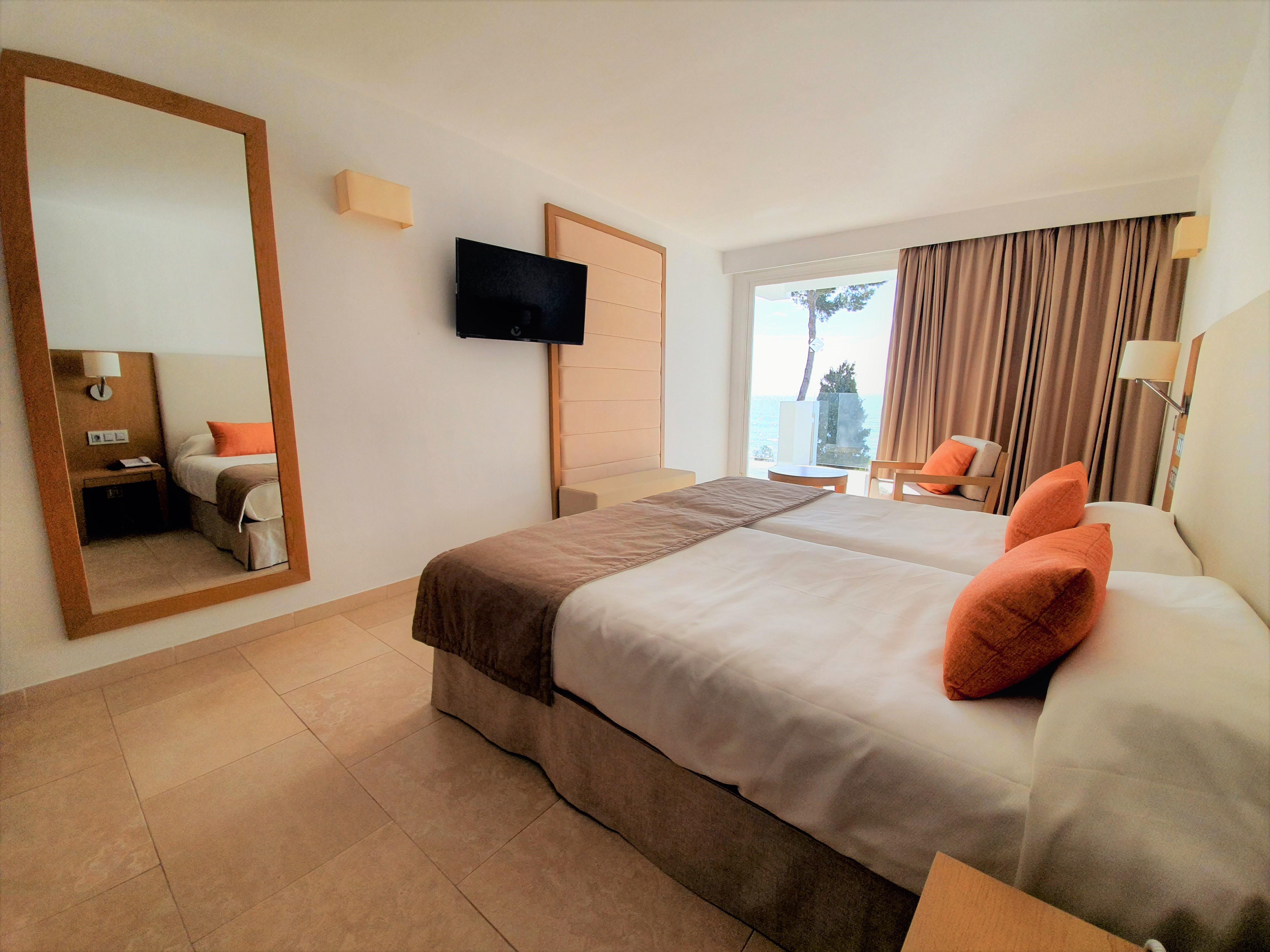 Ponent Mar Apartahotel 4*