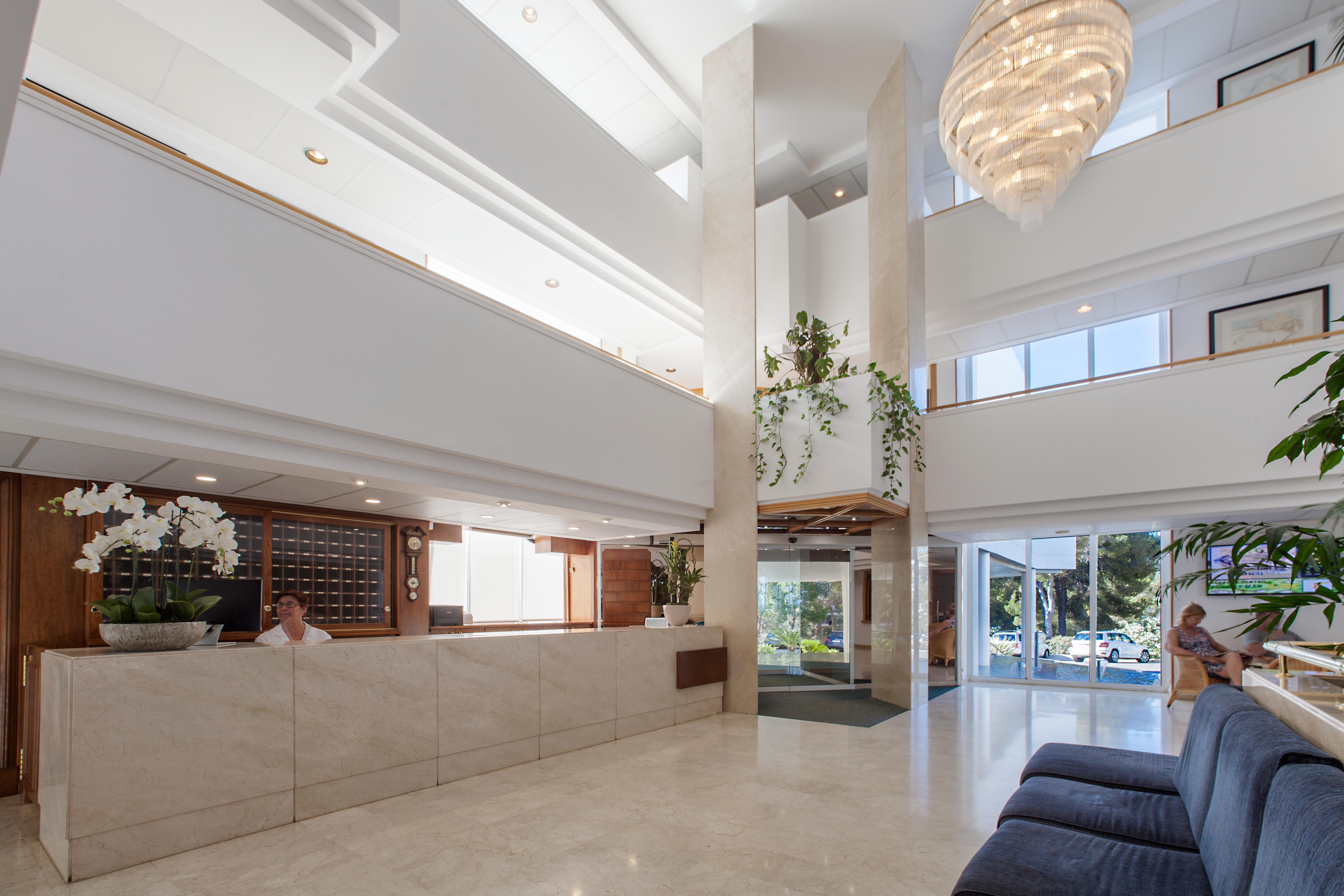 Ponent Mar Apartahotel 4*