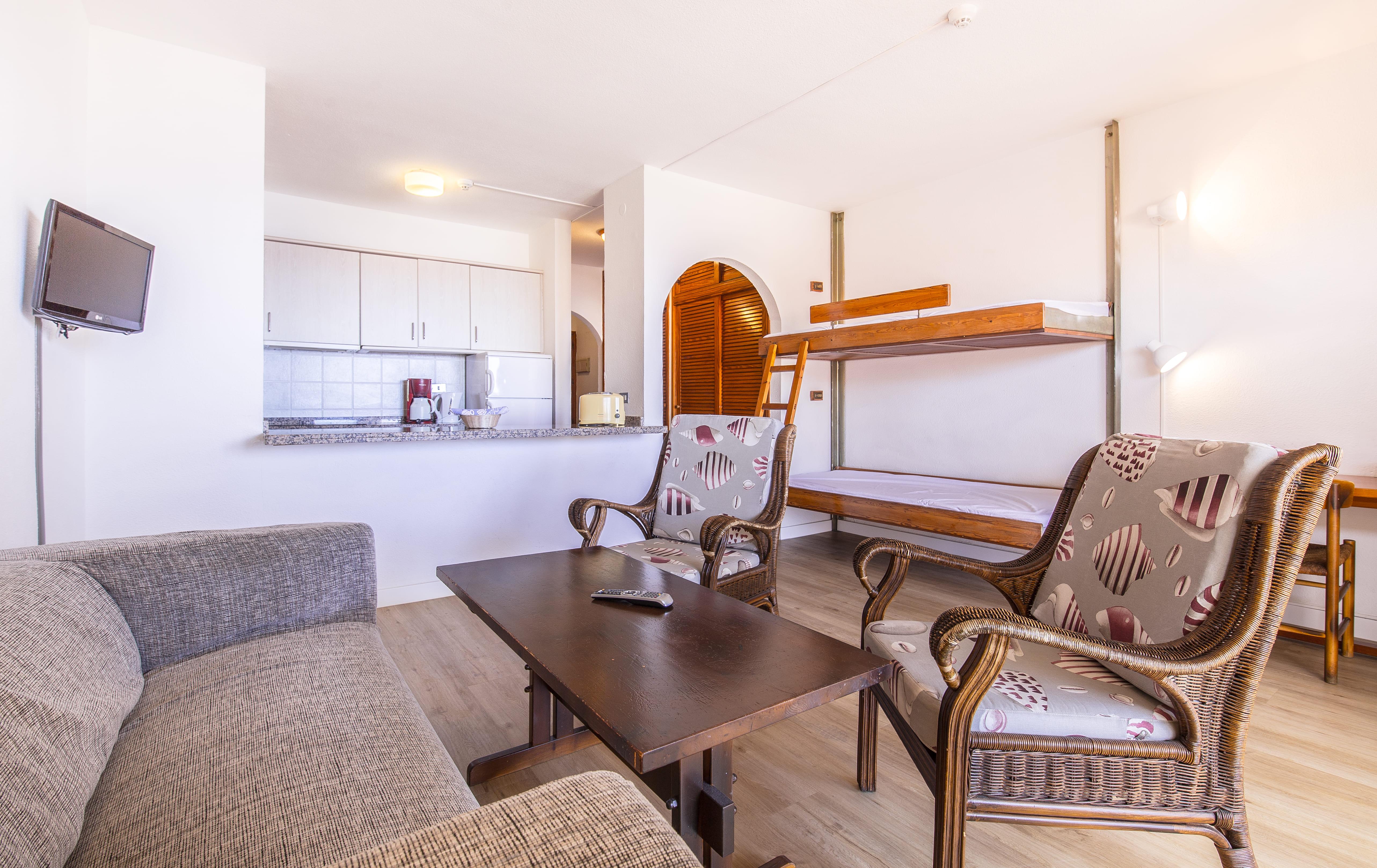 Albatros Apartahotel