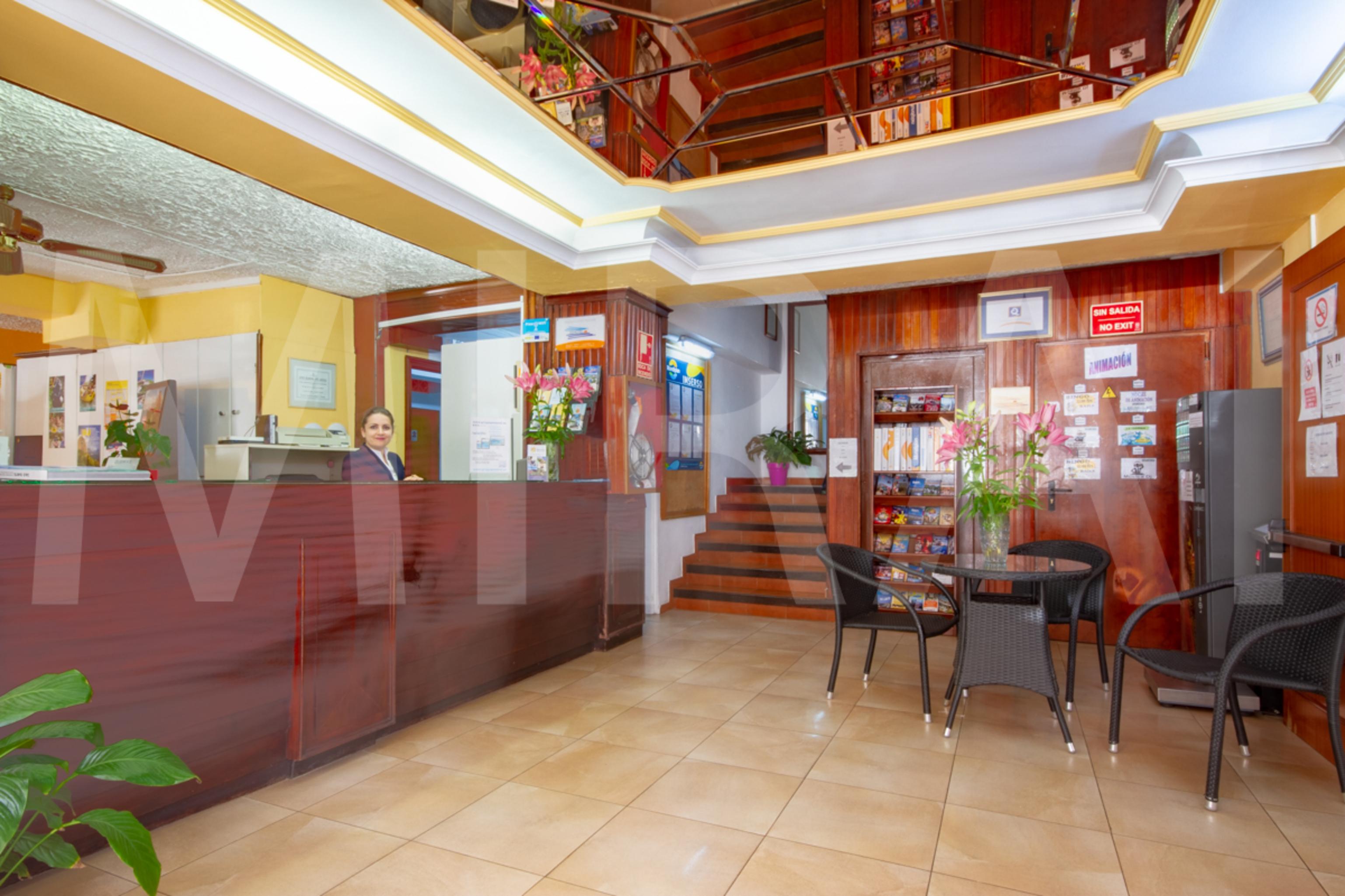Tropical Hotel