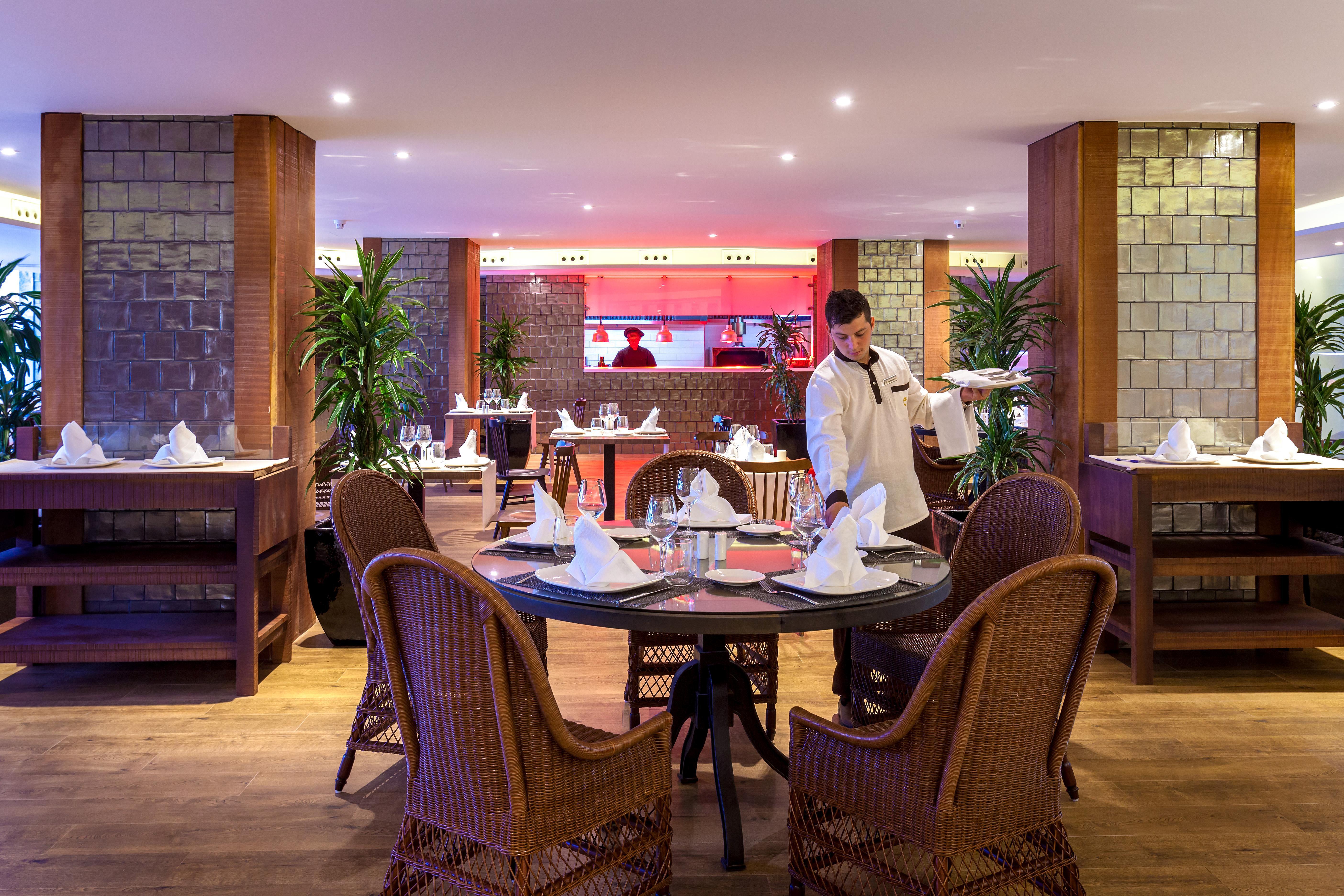 Hotel Tigotan Lovers & Friends Playa De Americas - Adults Only 4*