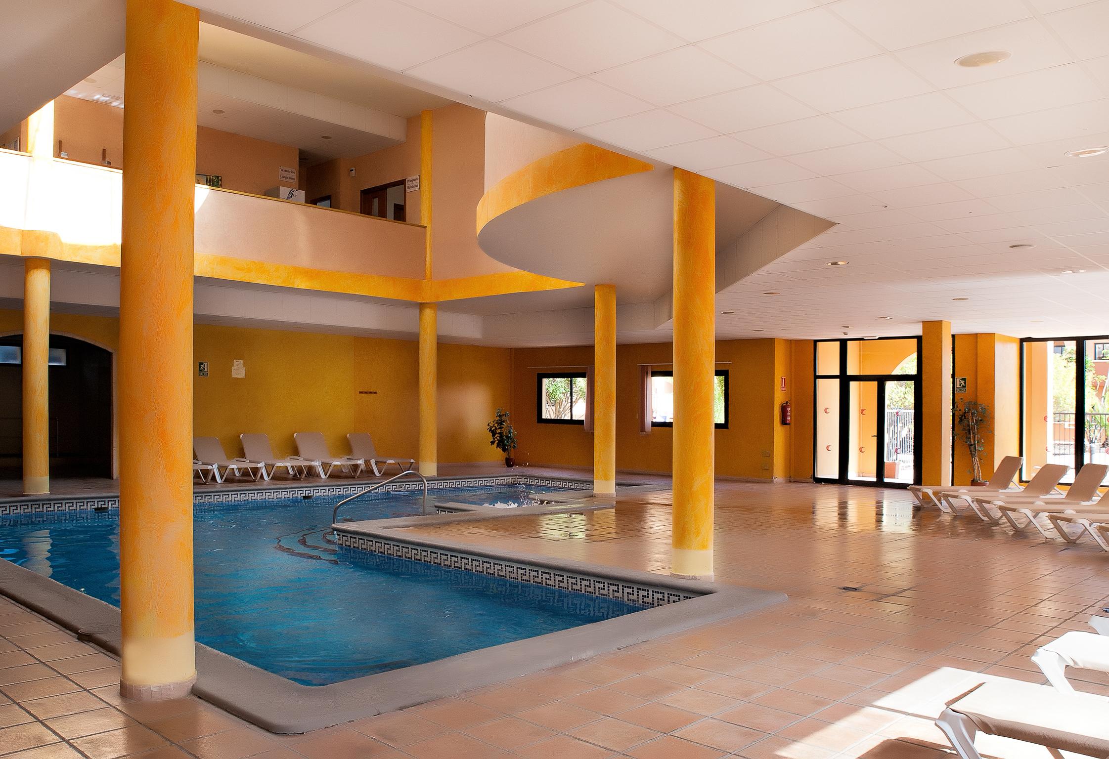 Hotel Grand Muthu Golf Plaza &