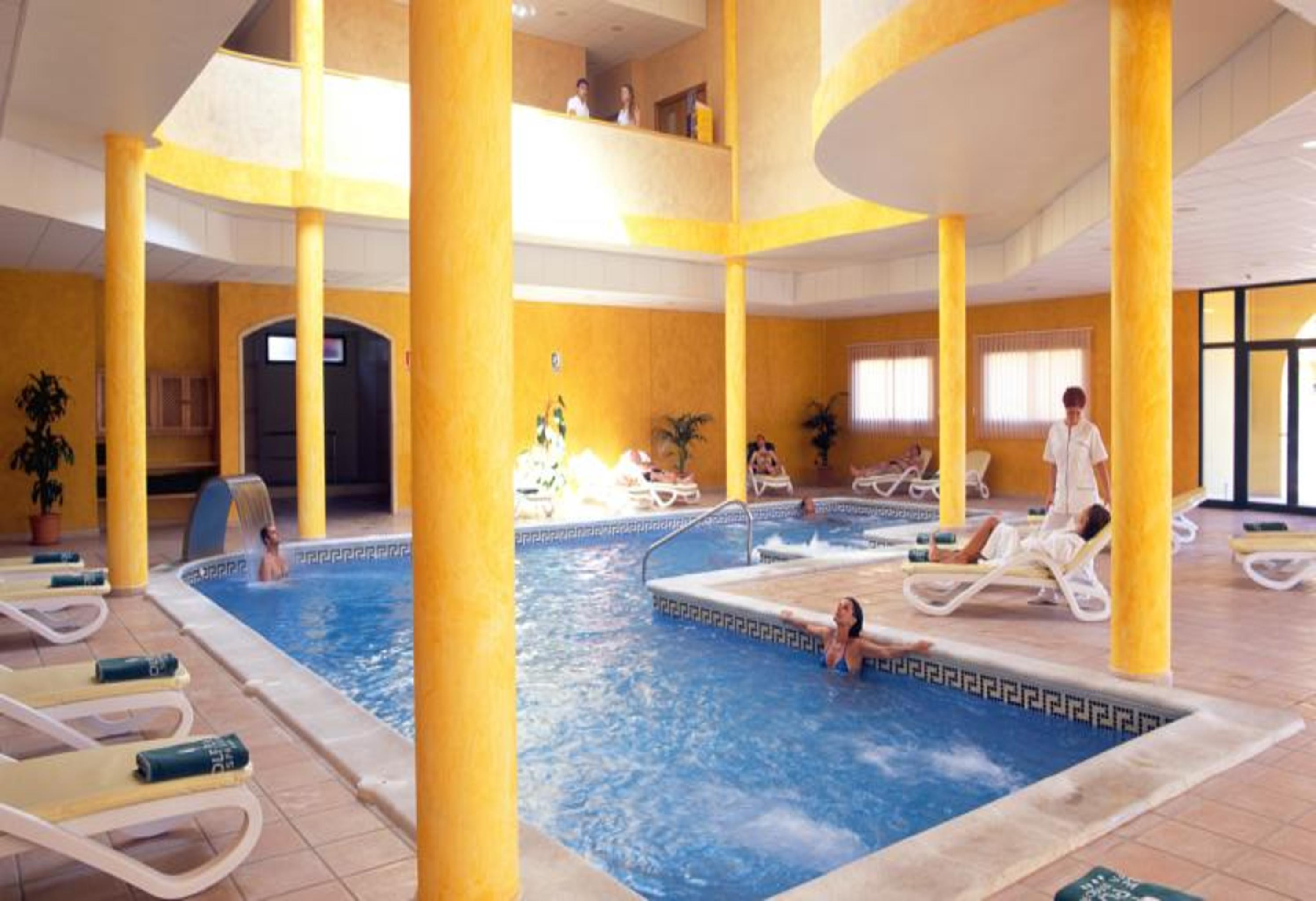 Grand Muthu Golf Plaza & 5*