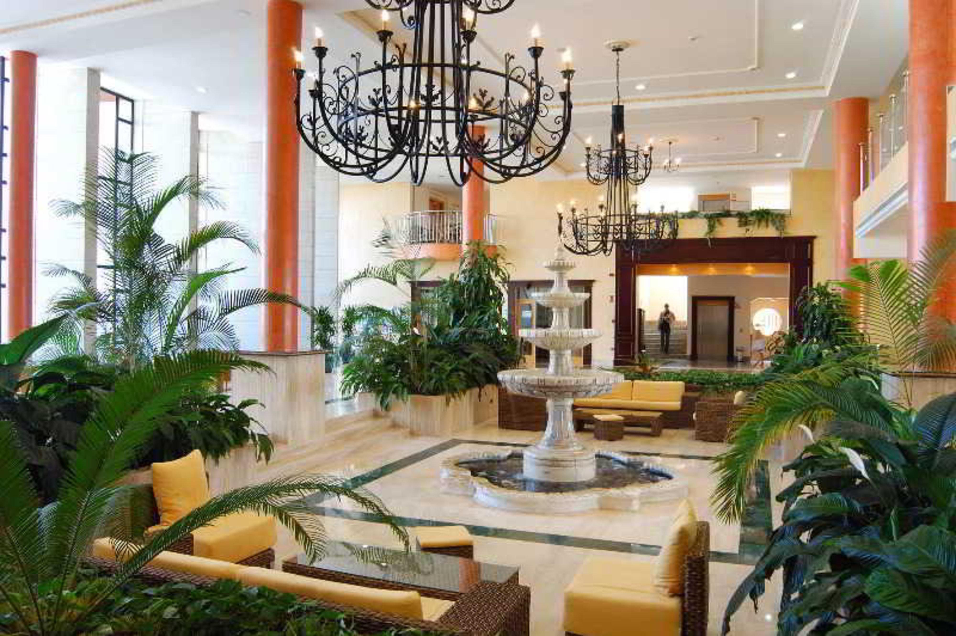 Grand Muthu Golf Plaza &