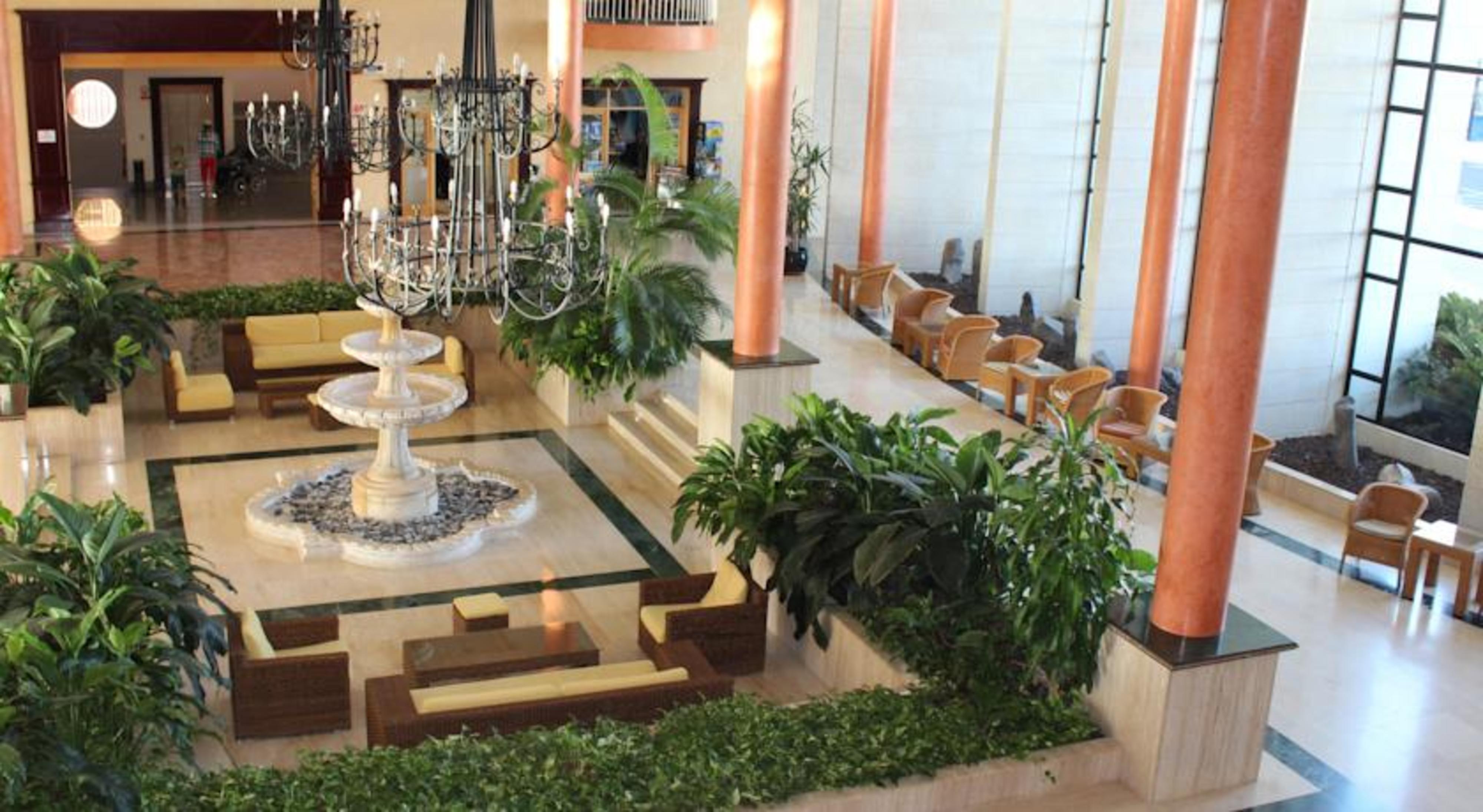 Grand Muthu Golf Plaza & Hotel