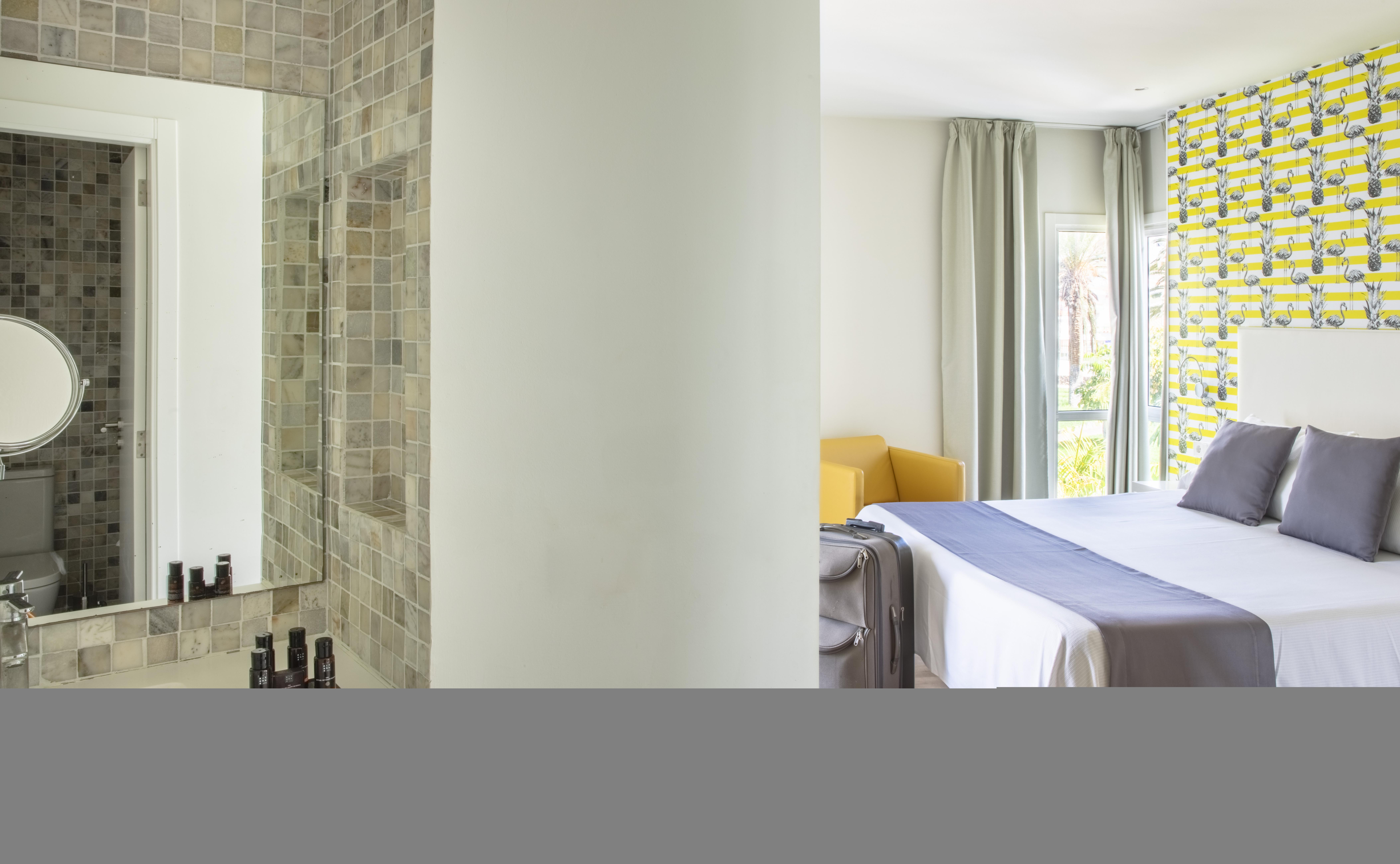 Flamingo Mate Hotel 4*