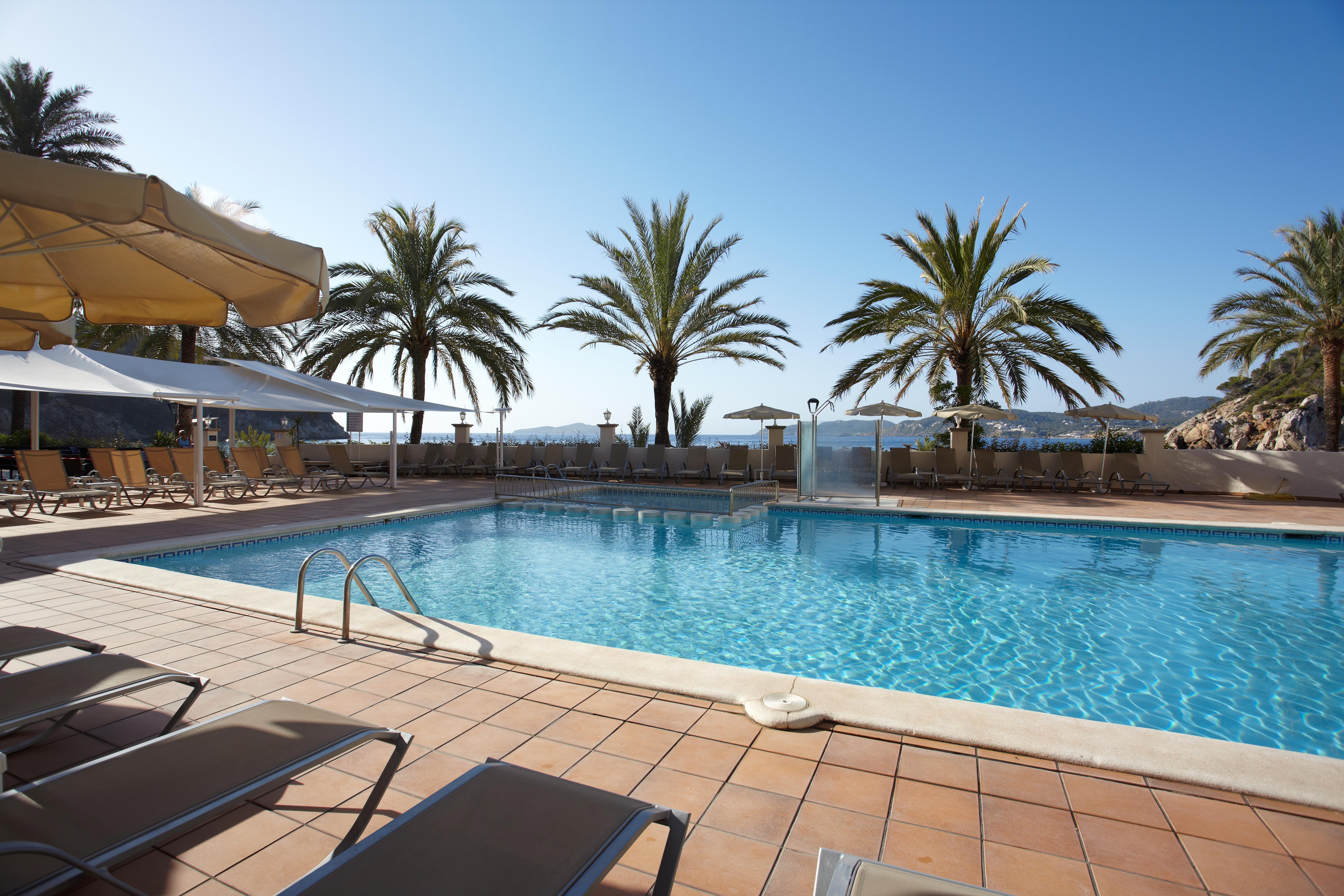 Grupotel Cala San Vicente Hotel 5*