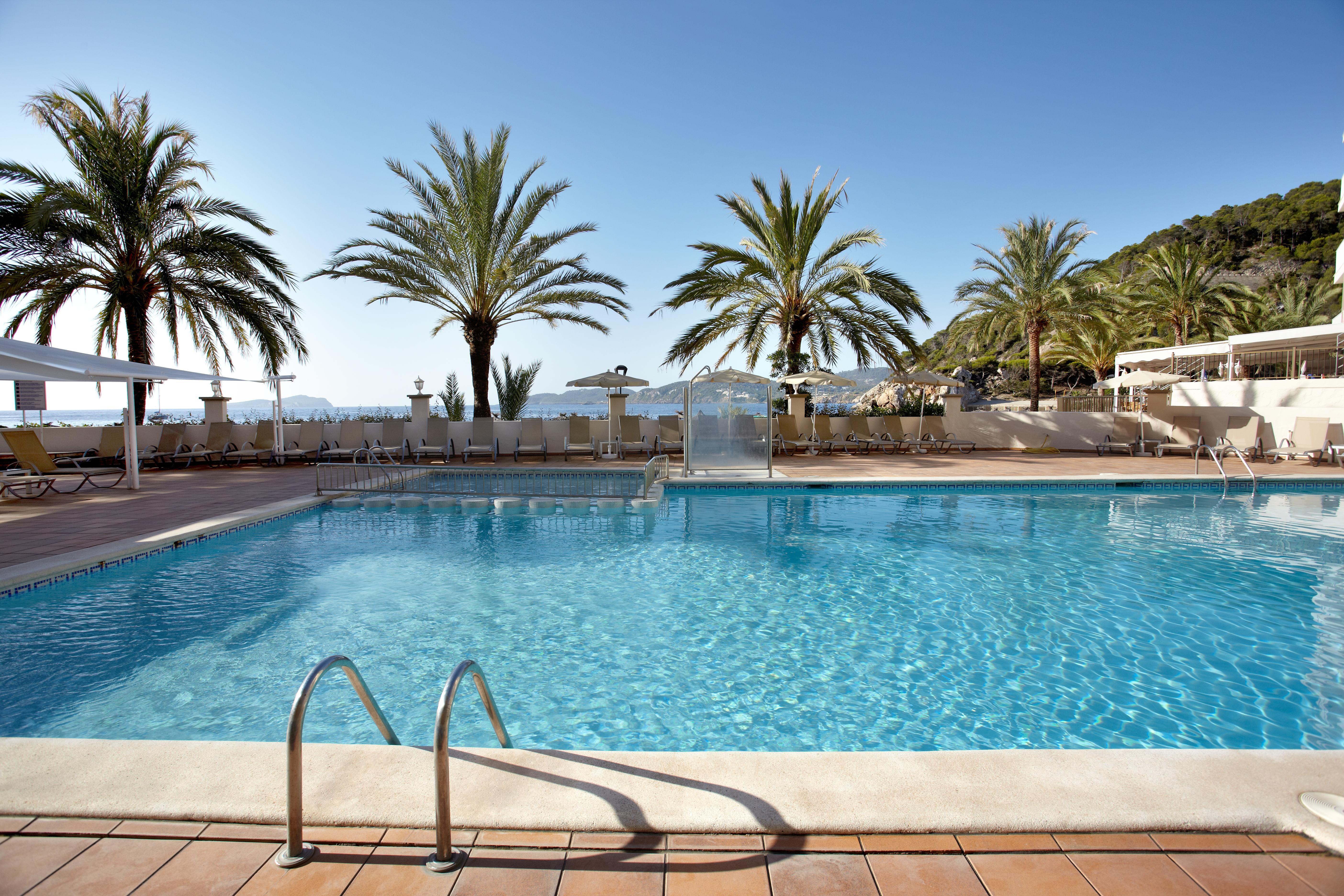 Hotel Grupotel Cala San Vicente 5*