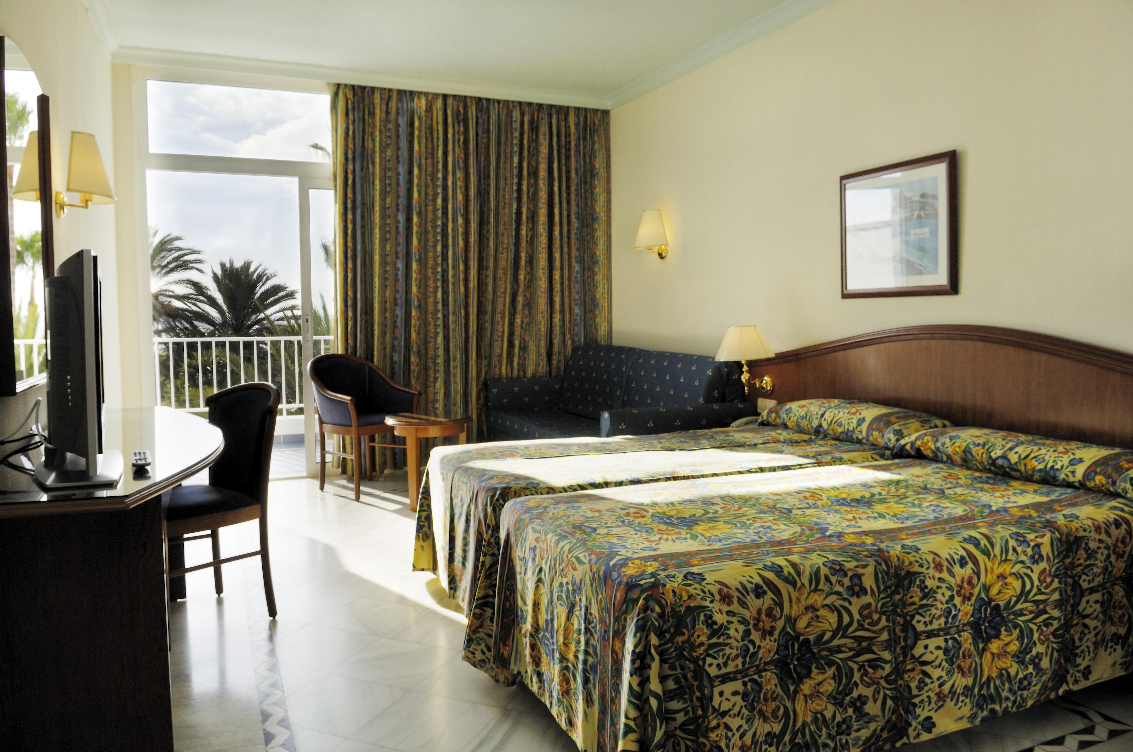 Vik San Antonio 4*
