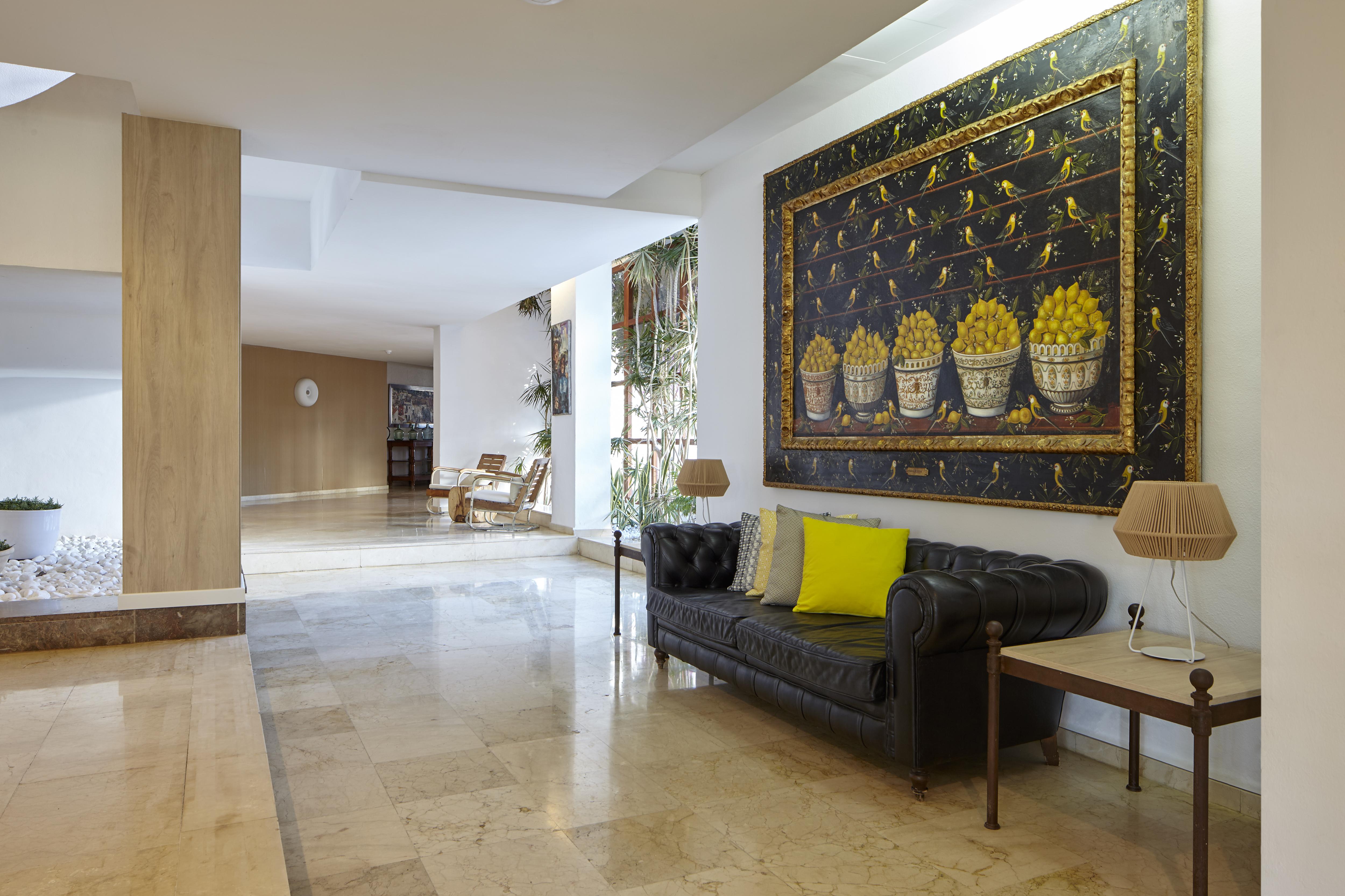 Tres Torres Hotel 4*