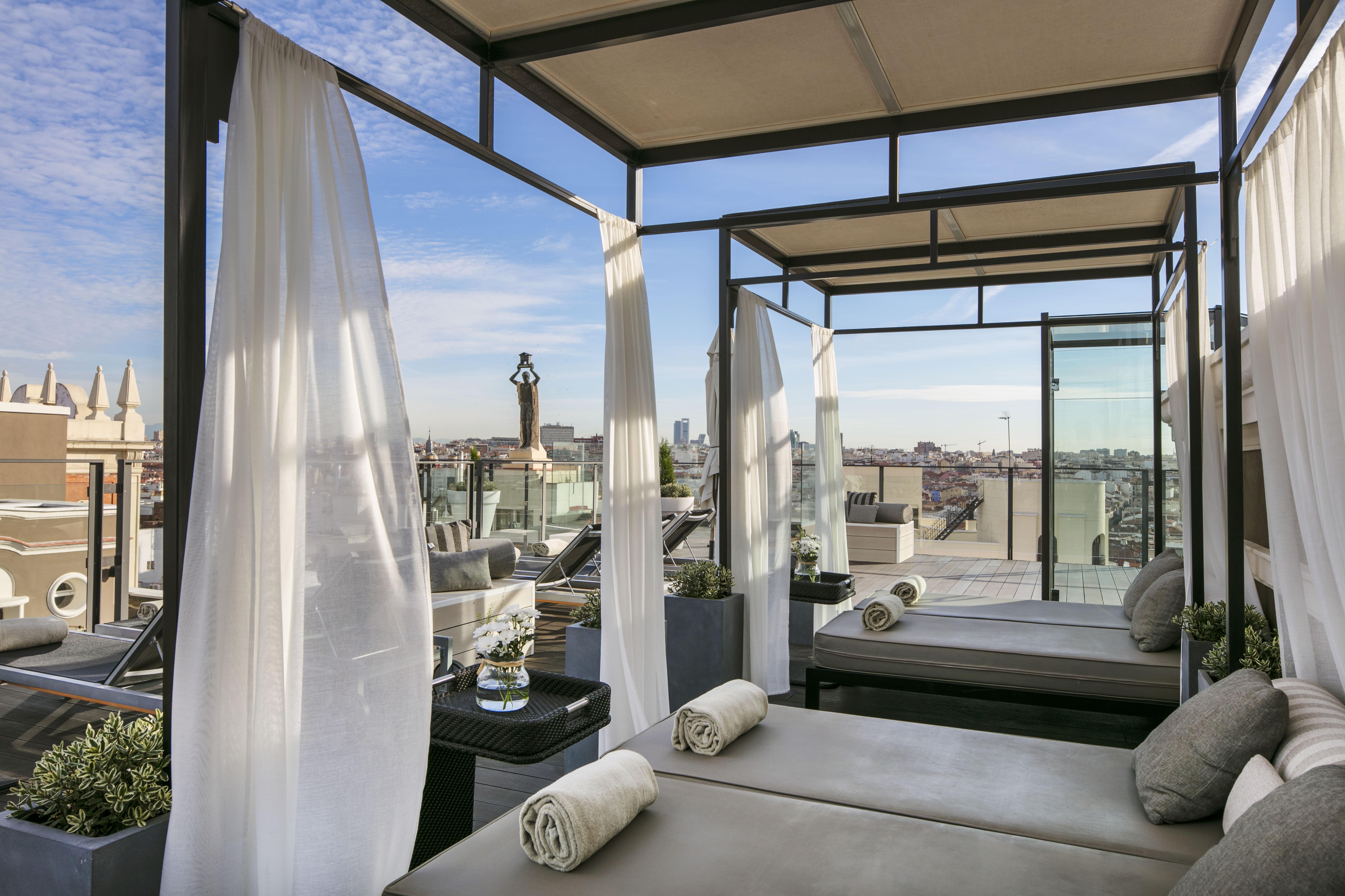 Emperador Hotel 4*