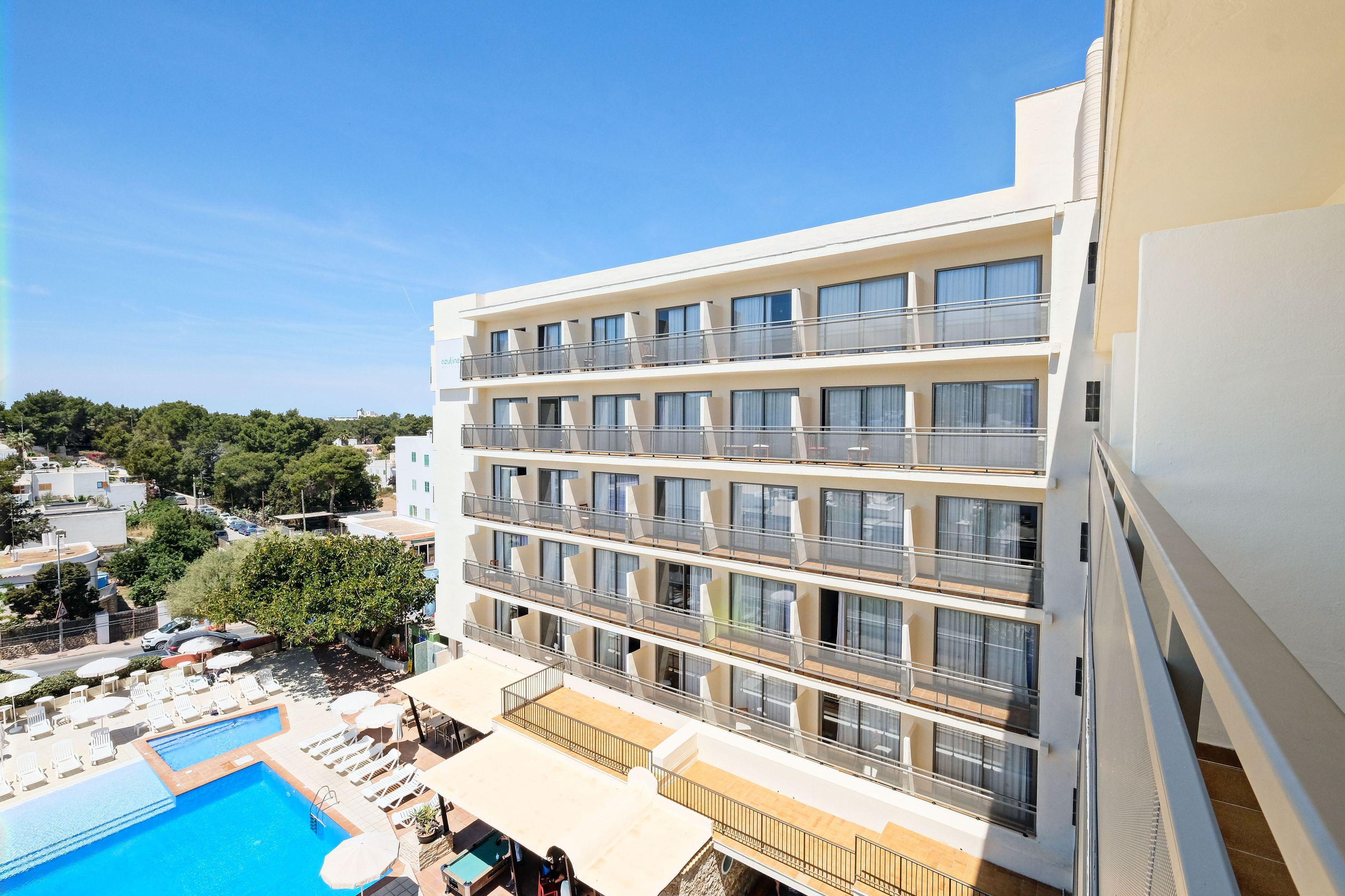 Azuline S'anfora & Fleming (adults Only) 2*
