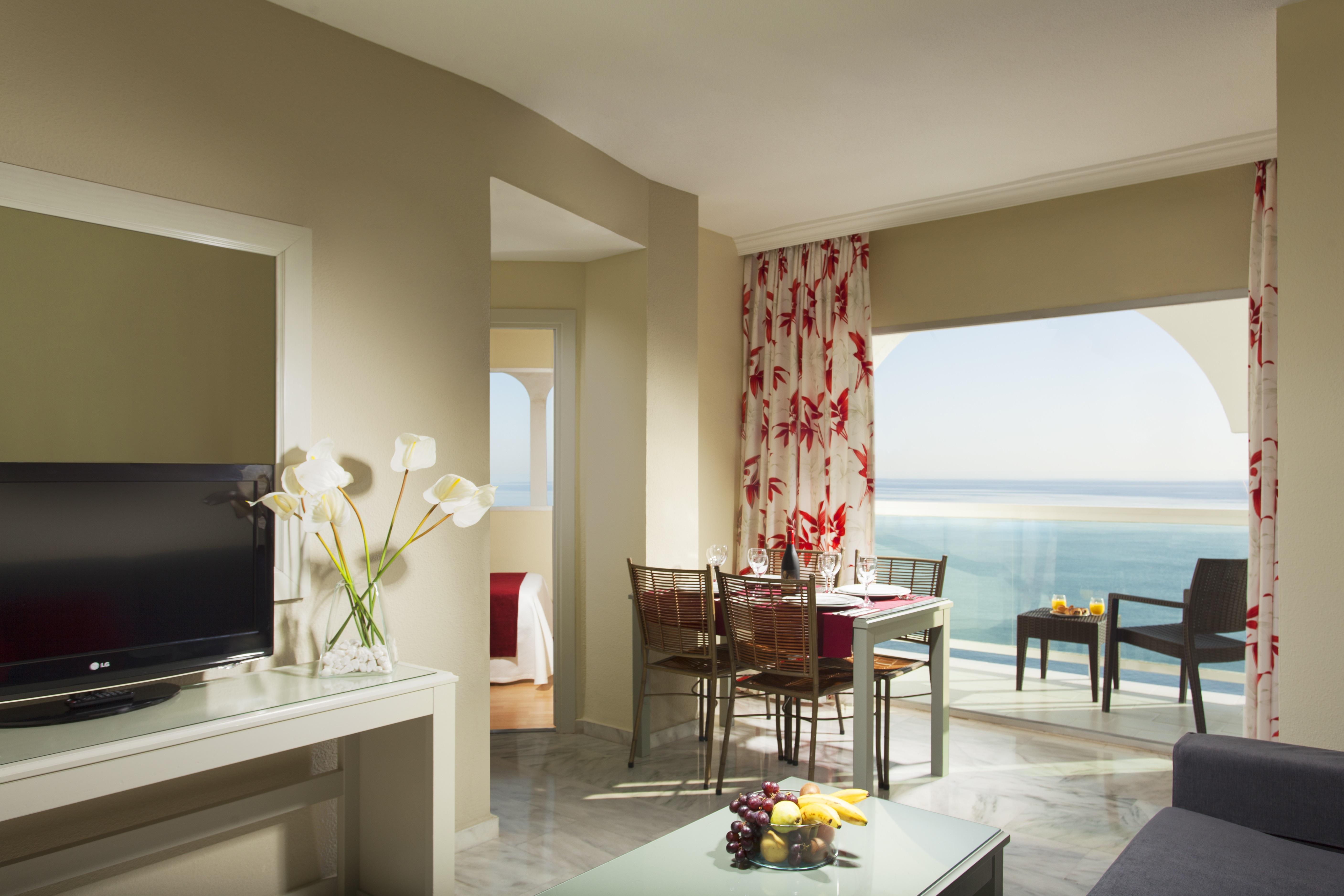Apartahotel Marinas De Beach&spa Nerja