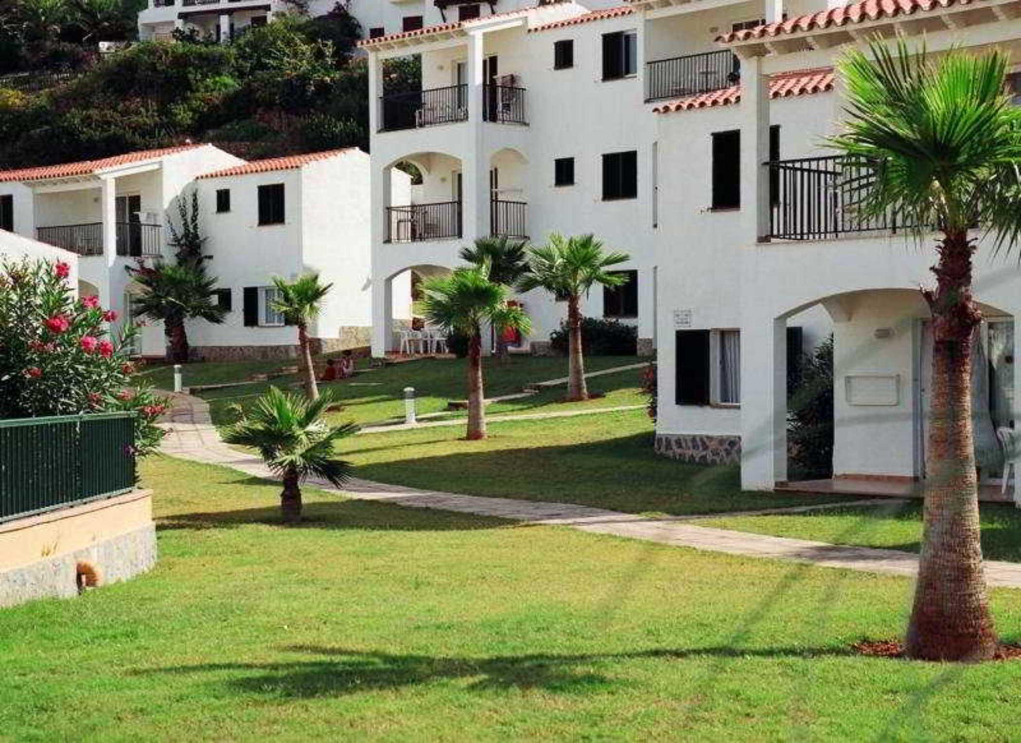 Apartahotel Vista Blanes 2*