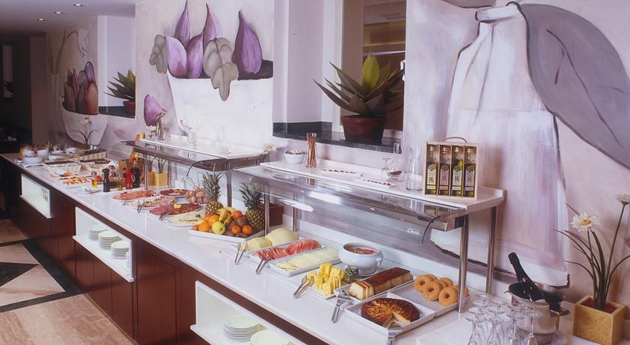 Hotel Catalonia Goya 4*