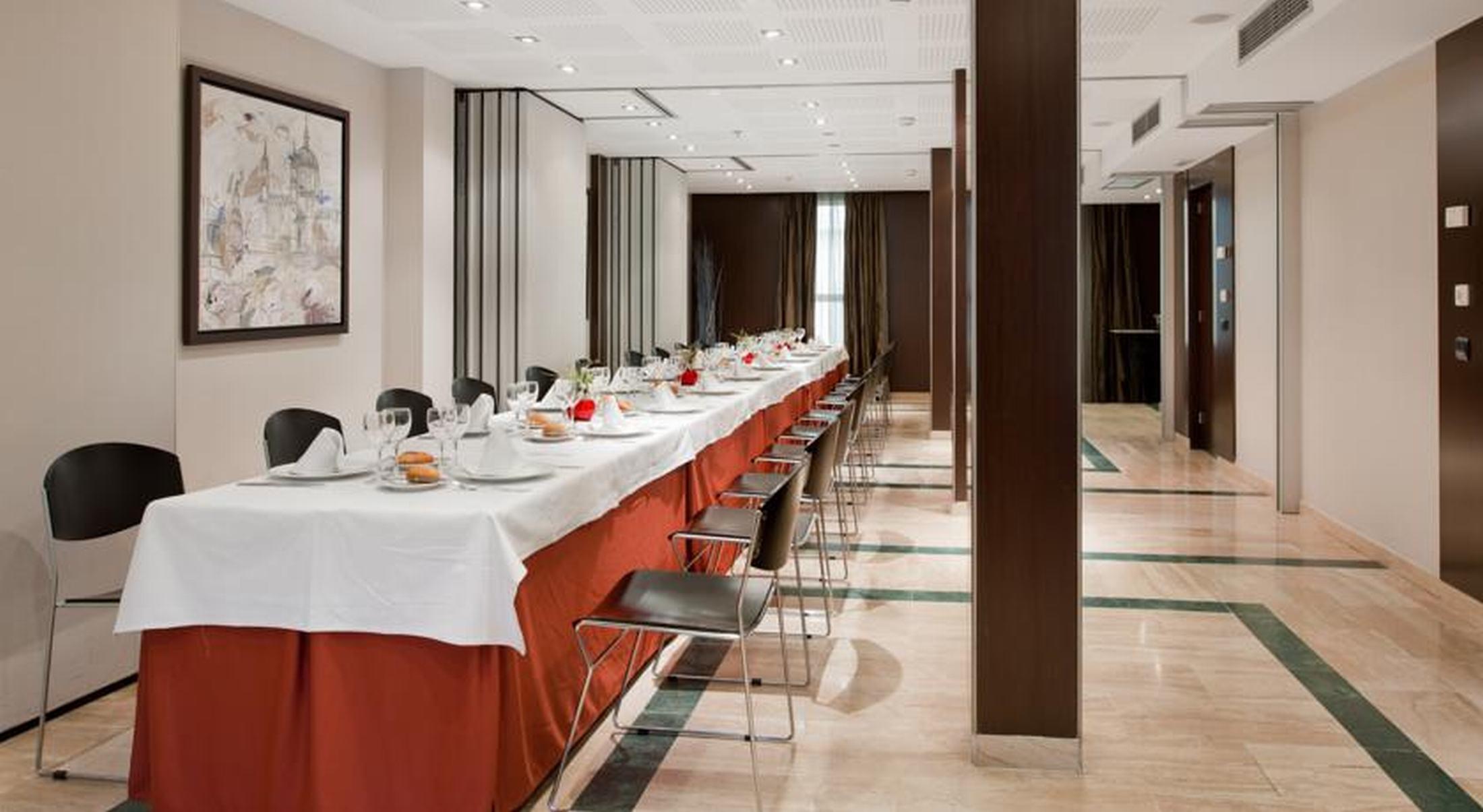 Catalonia Goya Hotel 4*