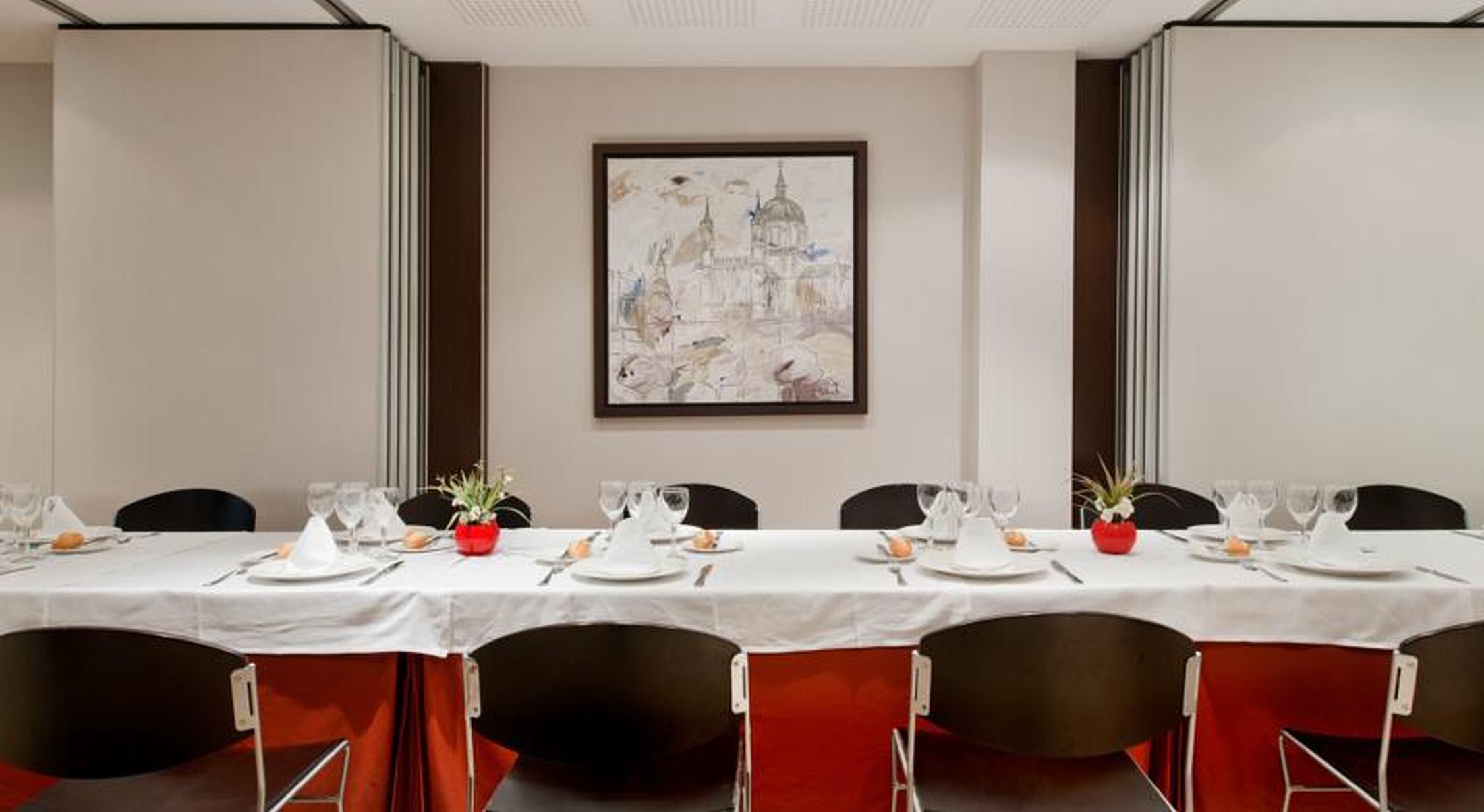 Catalonia Goya Hotel 4*