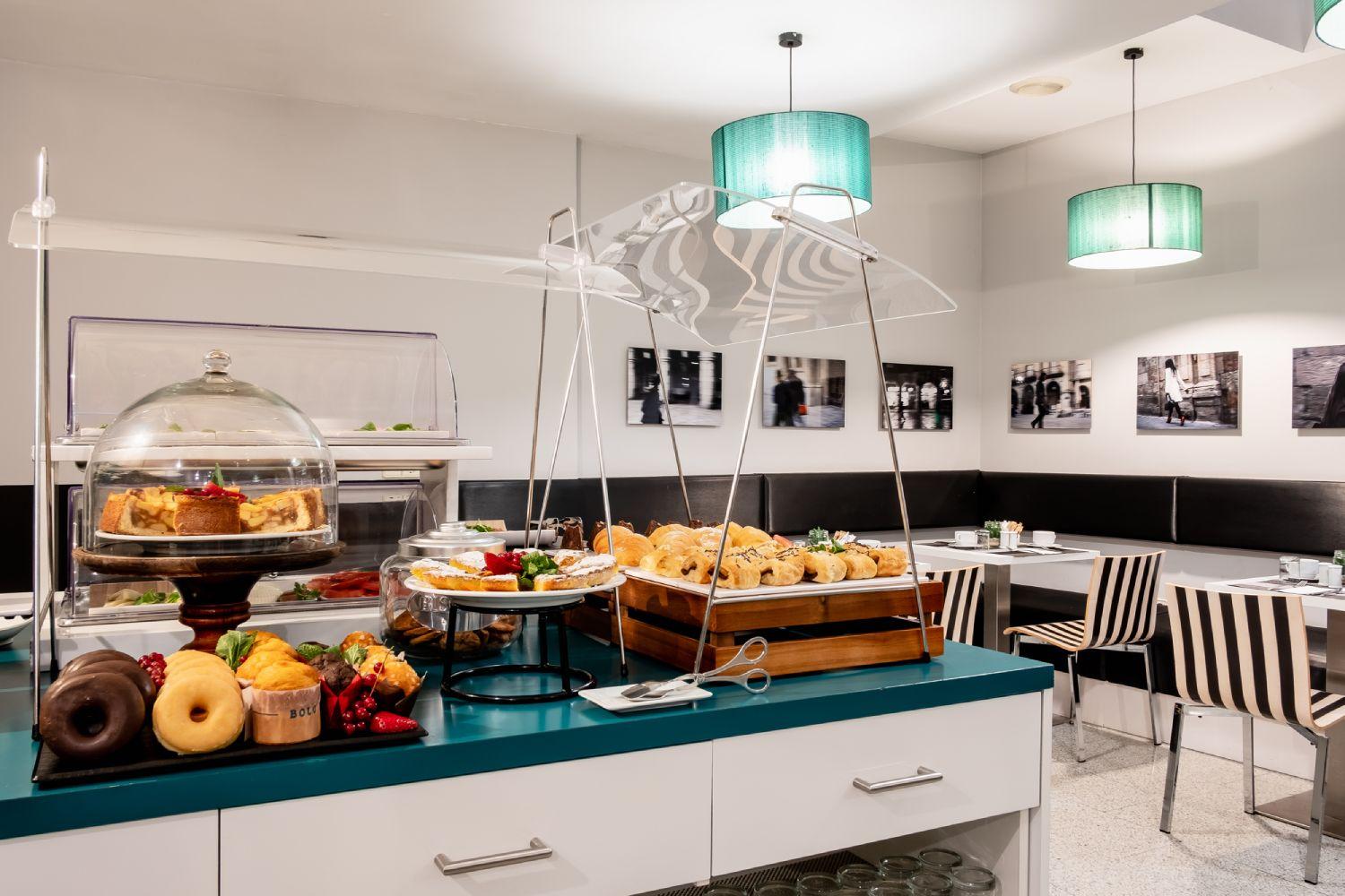 Ikonik Plaza Mercado Hotel 3*