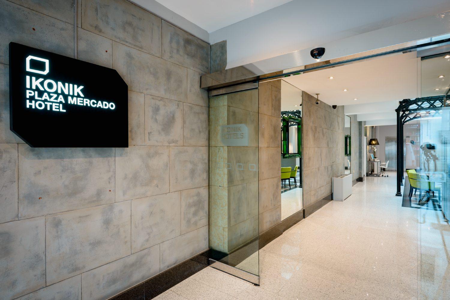 Ikonik Plaza Mercado 3*