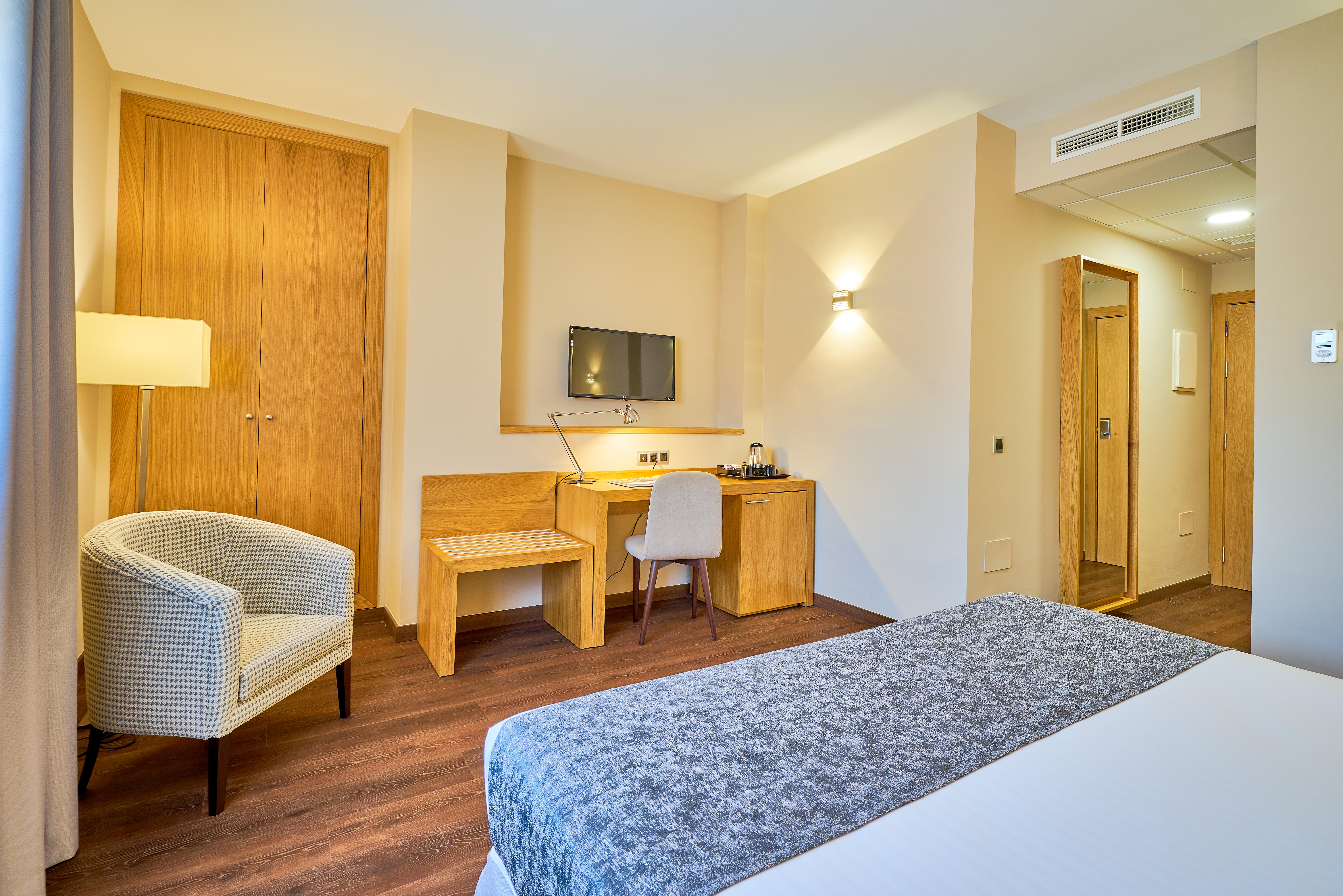 Guadalmedina Hotel 4*