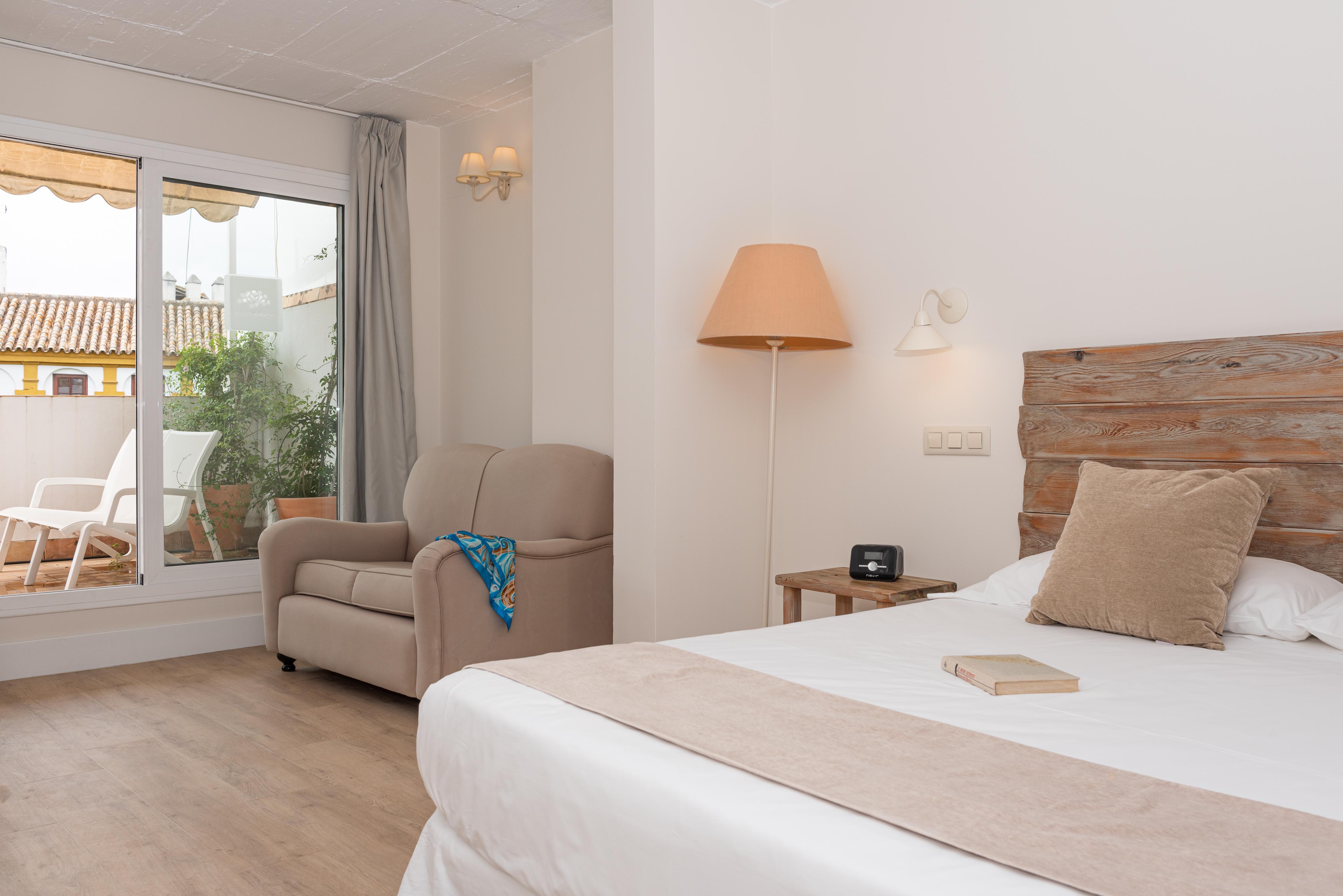 Boutique Elvira Plaza 3*