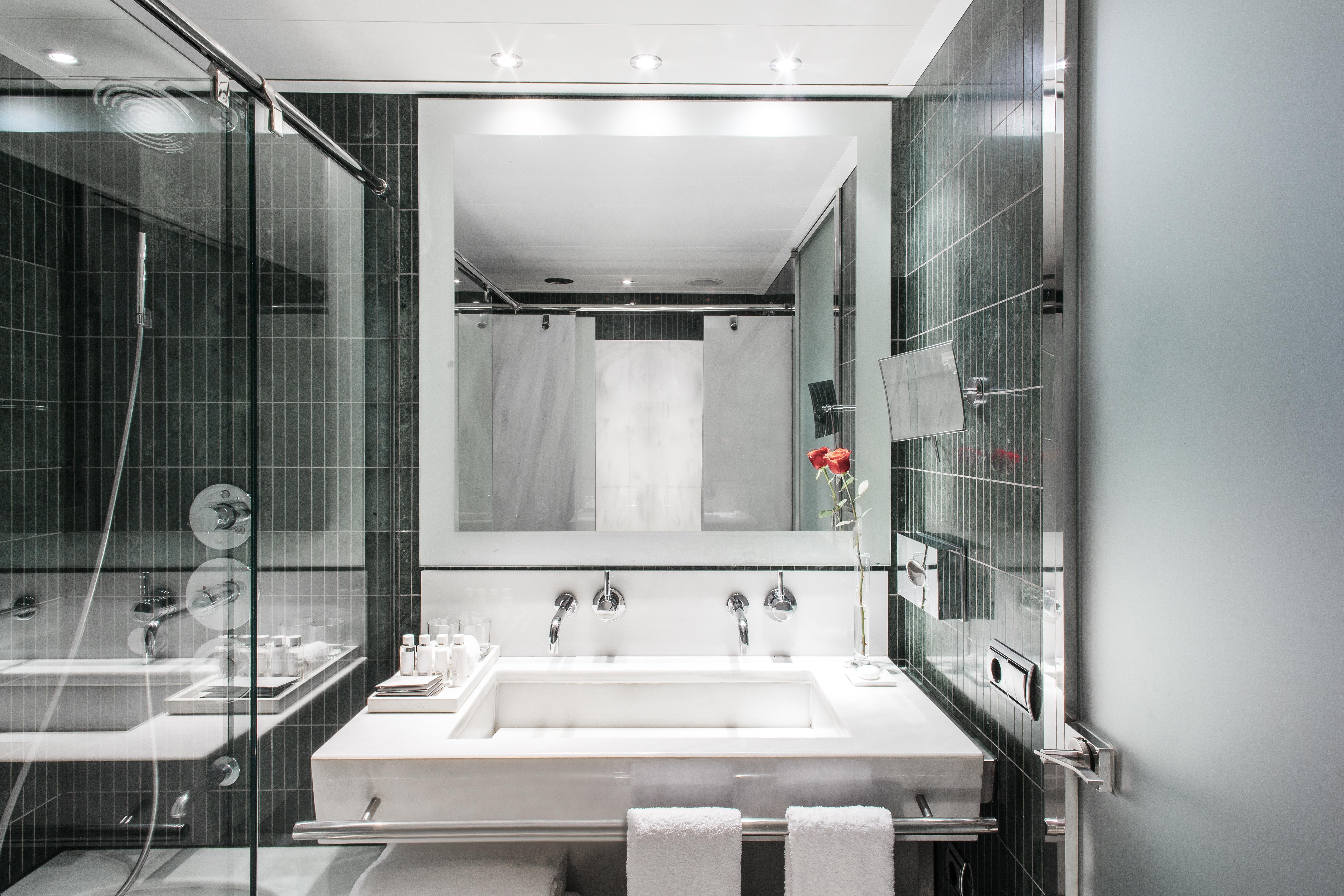 Urban, A Small Luxury Of The World Hotel Madrid
