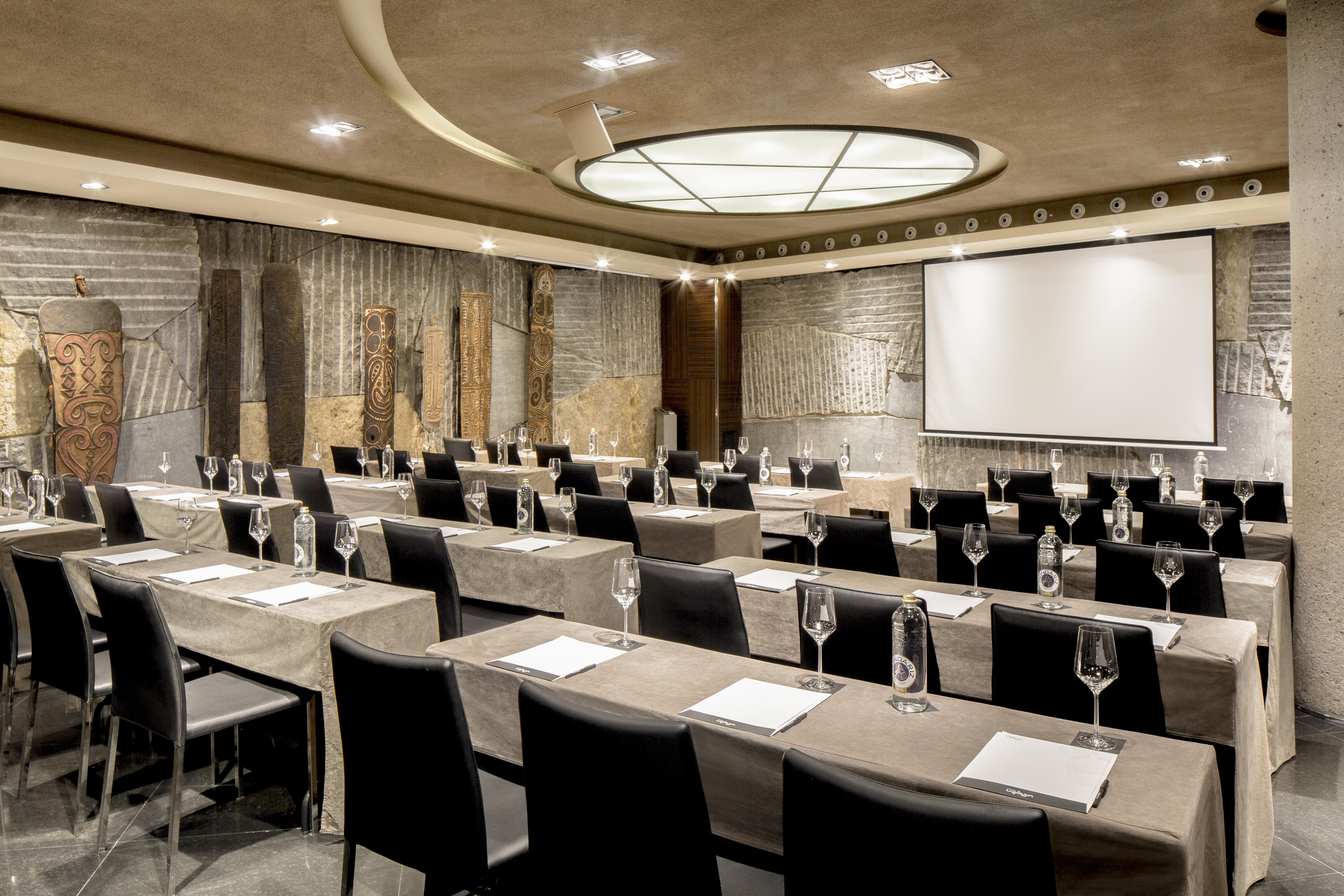 Hotel Urban, A Small Luxury Of The World Madrid