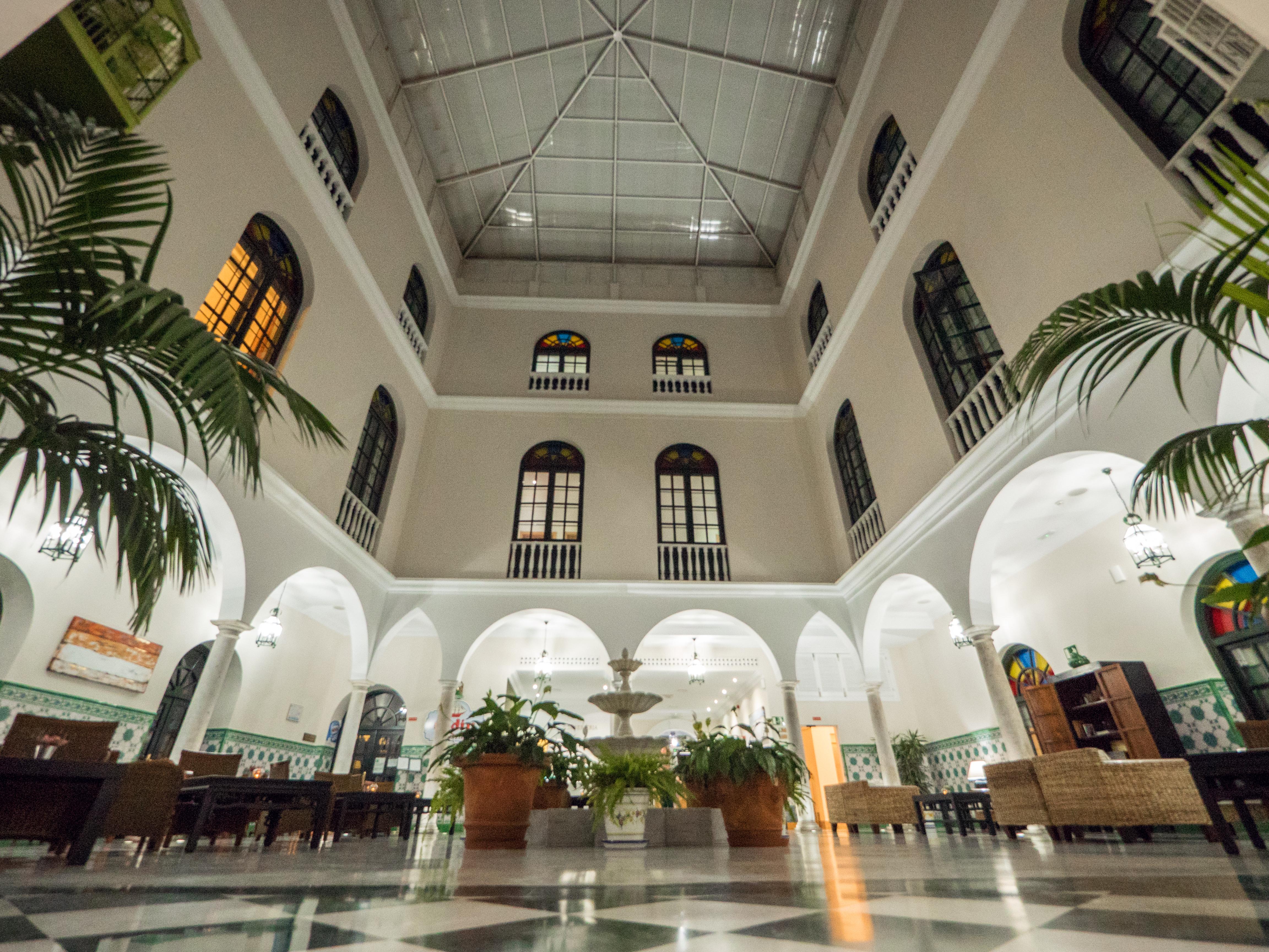 Hotel Senator 4*