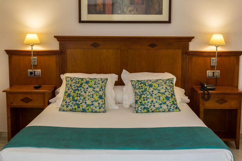 Hotel Bq Andalucia 4*