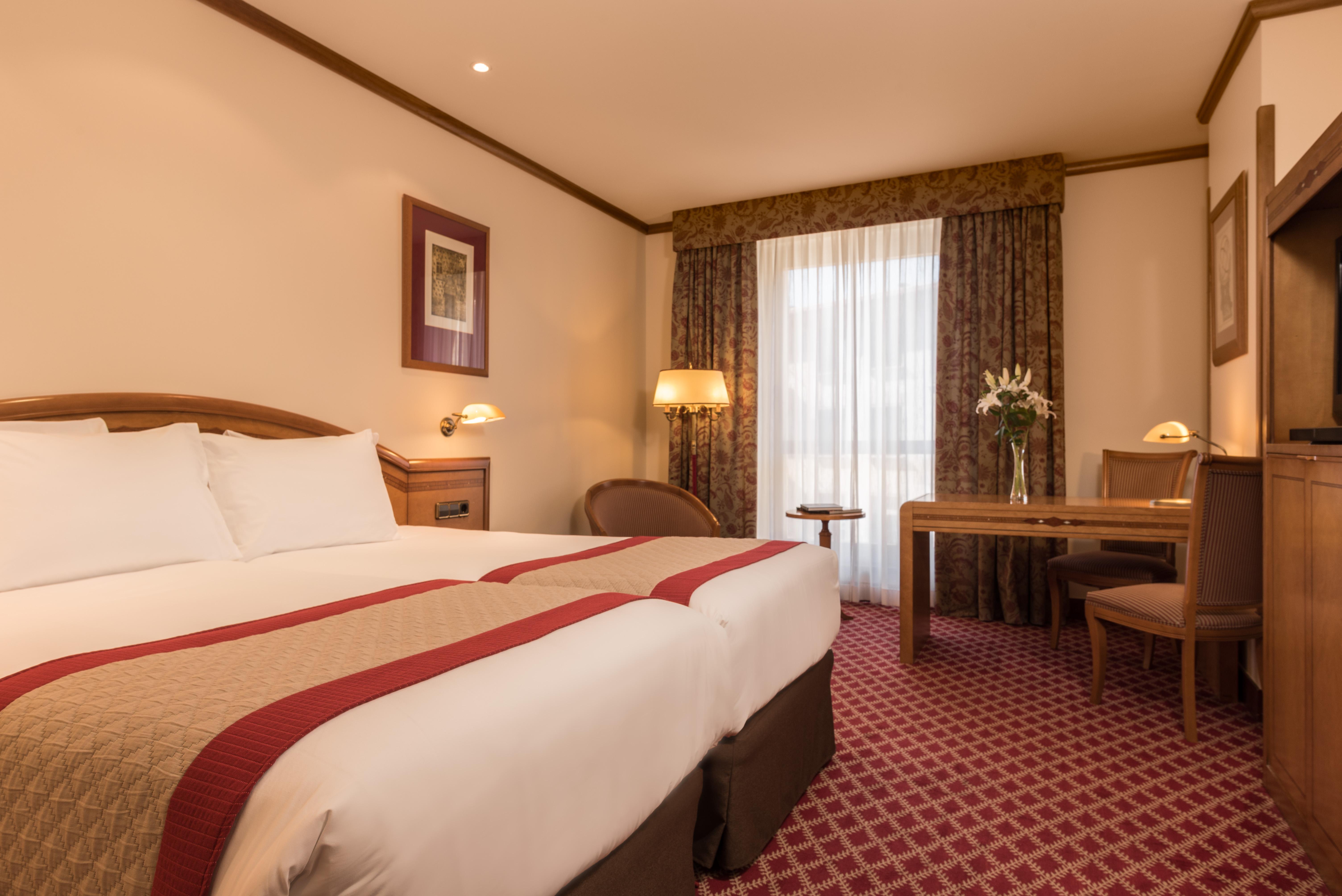 Eurostars Claras Hotel