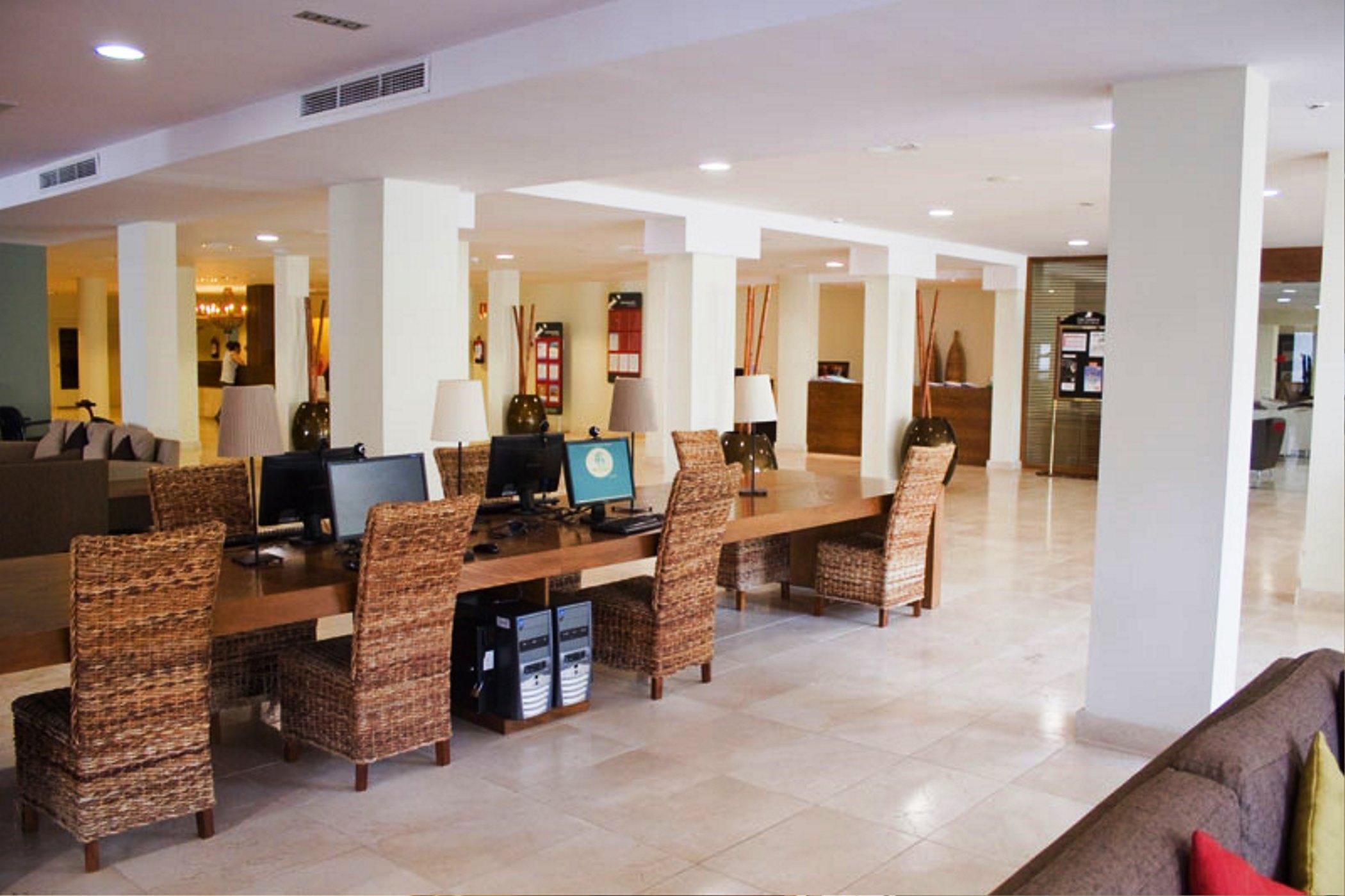 Minura Cala Galdana & D'aljandar Aparthotel 4*