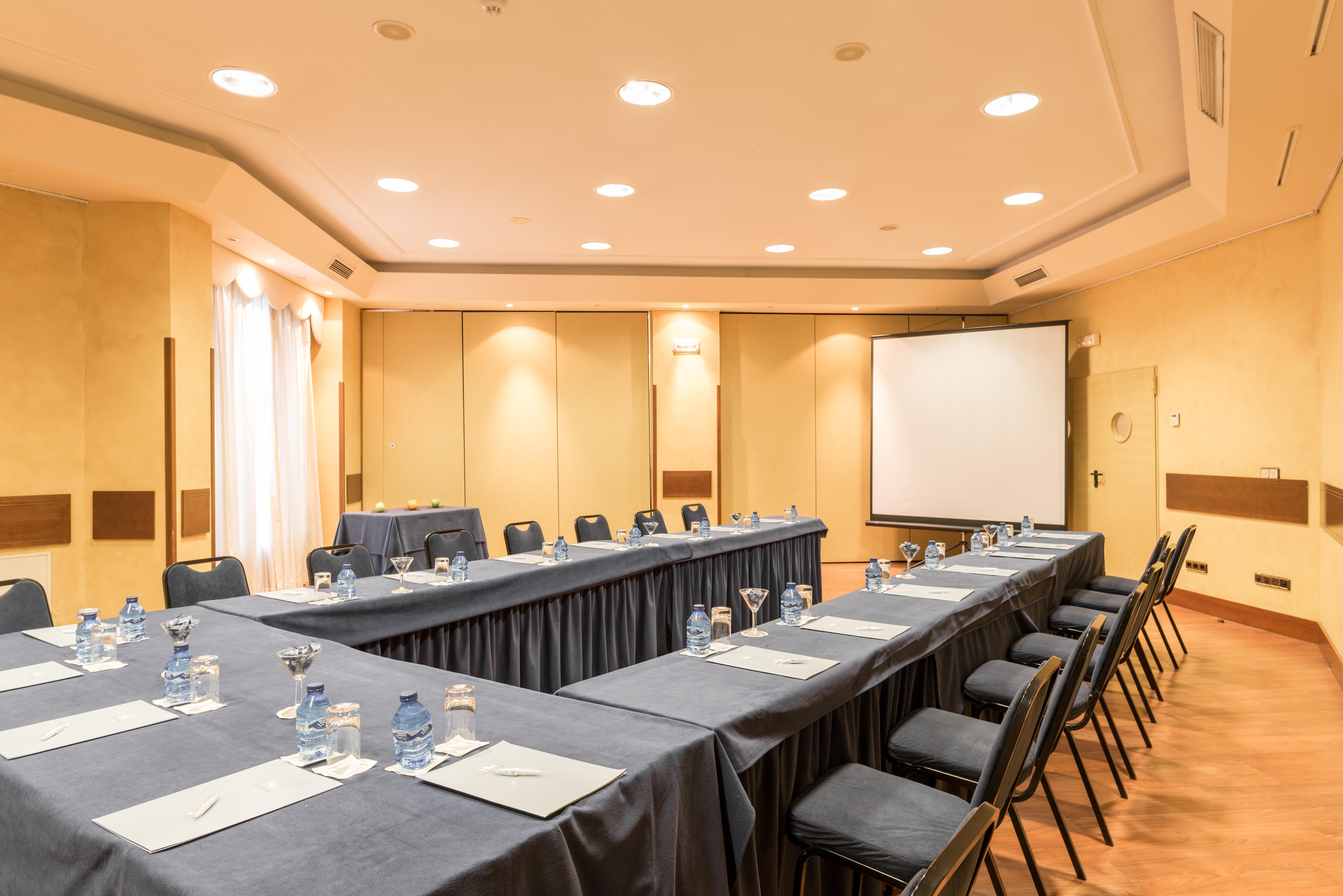 Eurostars Claras Hotel