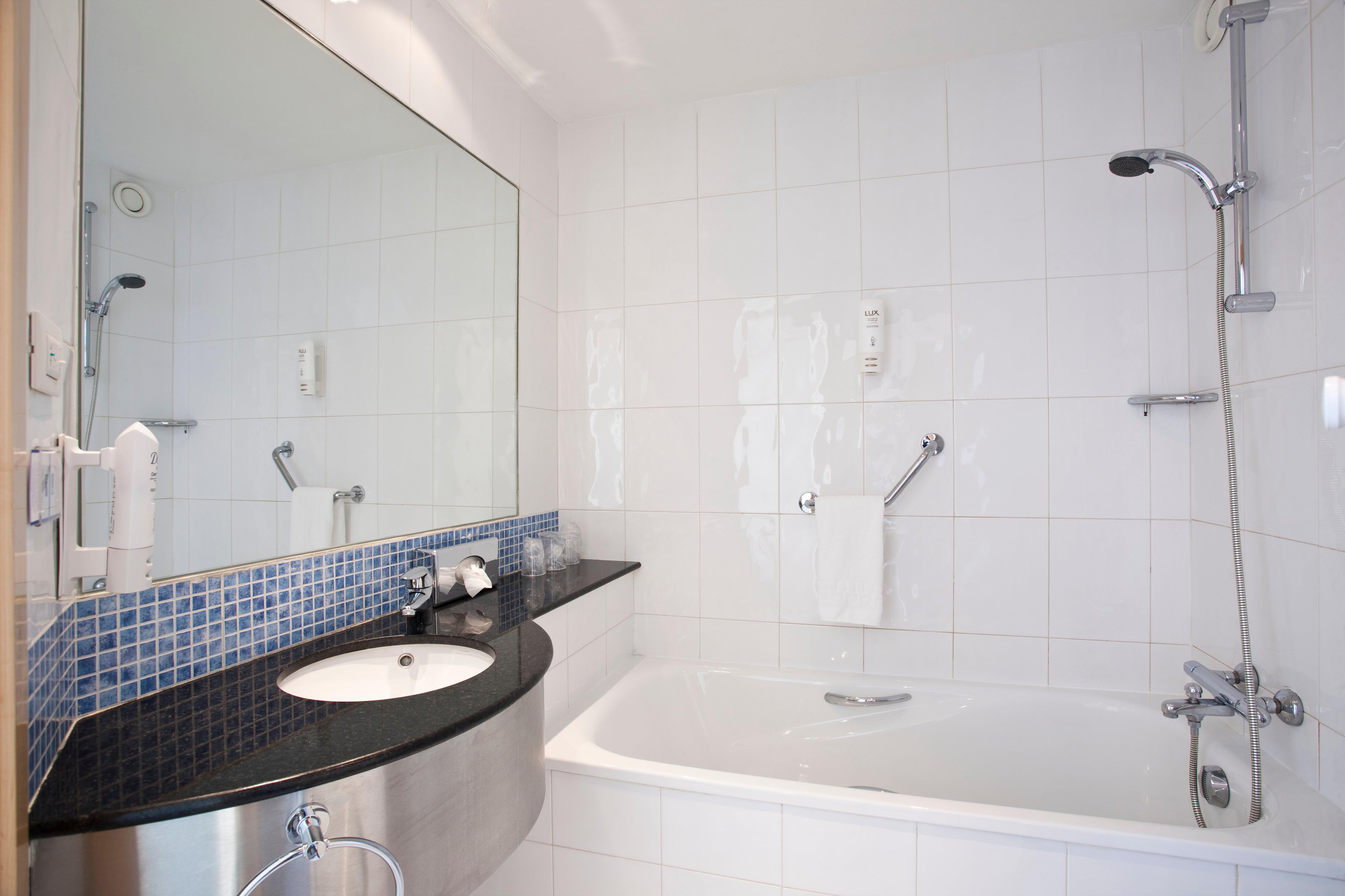 Express Madrid-alcorcon By Ihg Hotel 3*