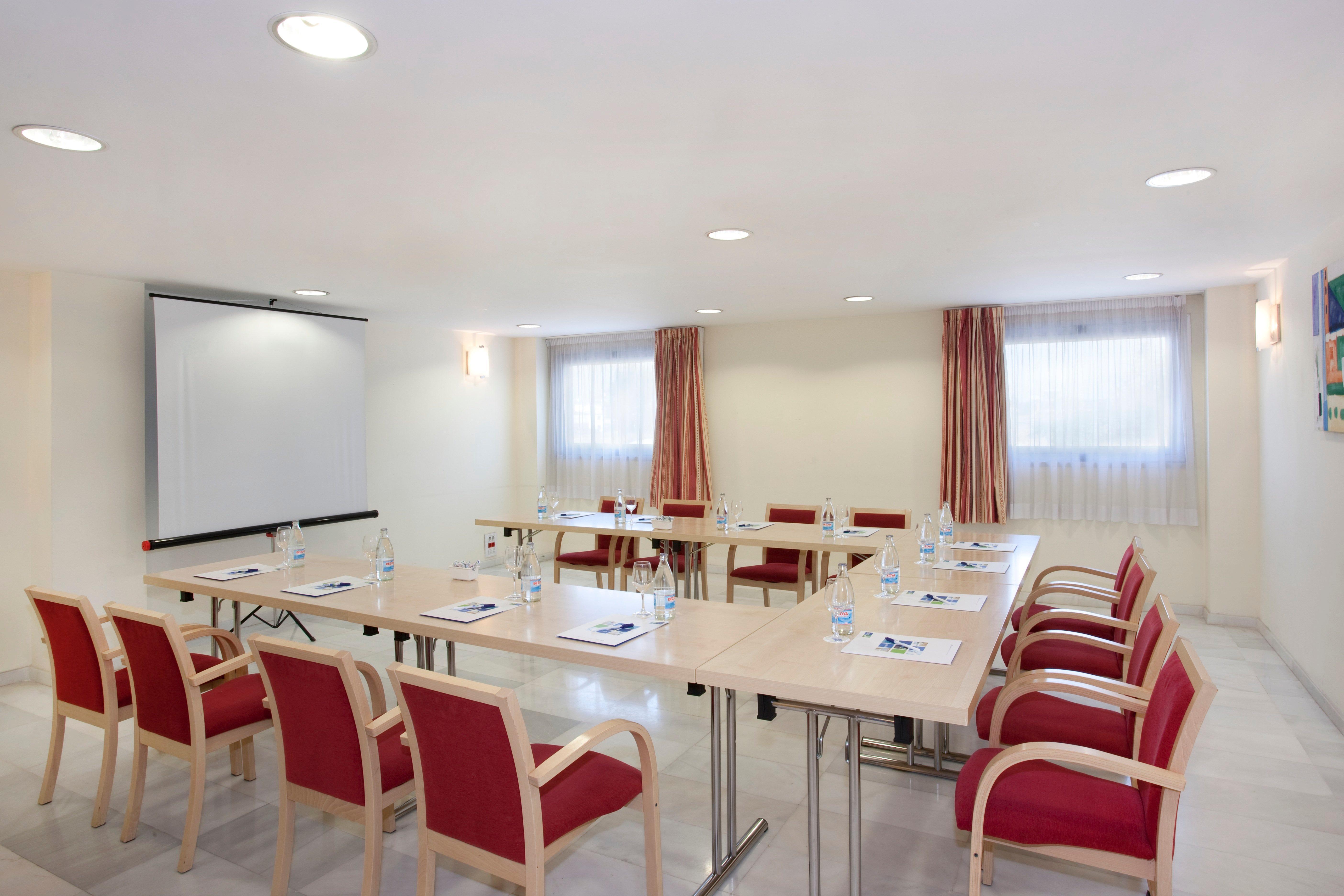 Express Madrid-alcorcon By Ihg Hotel