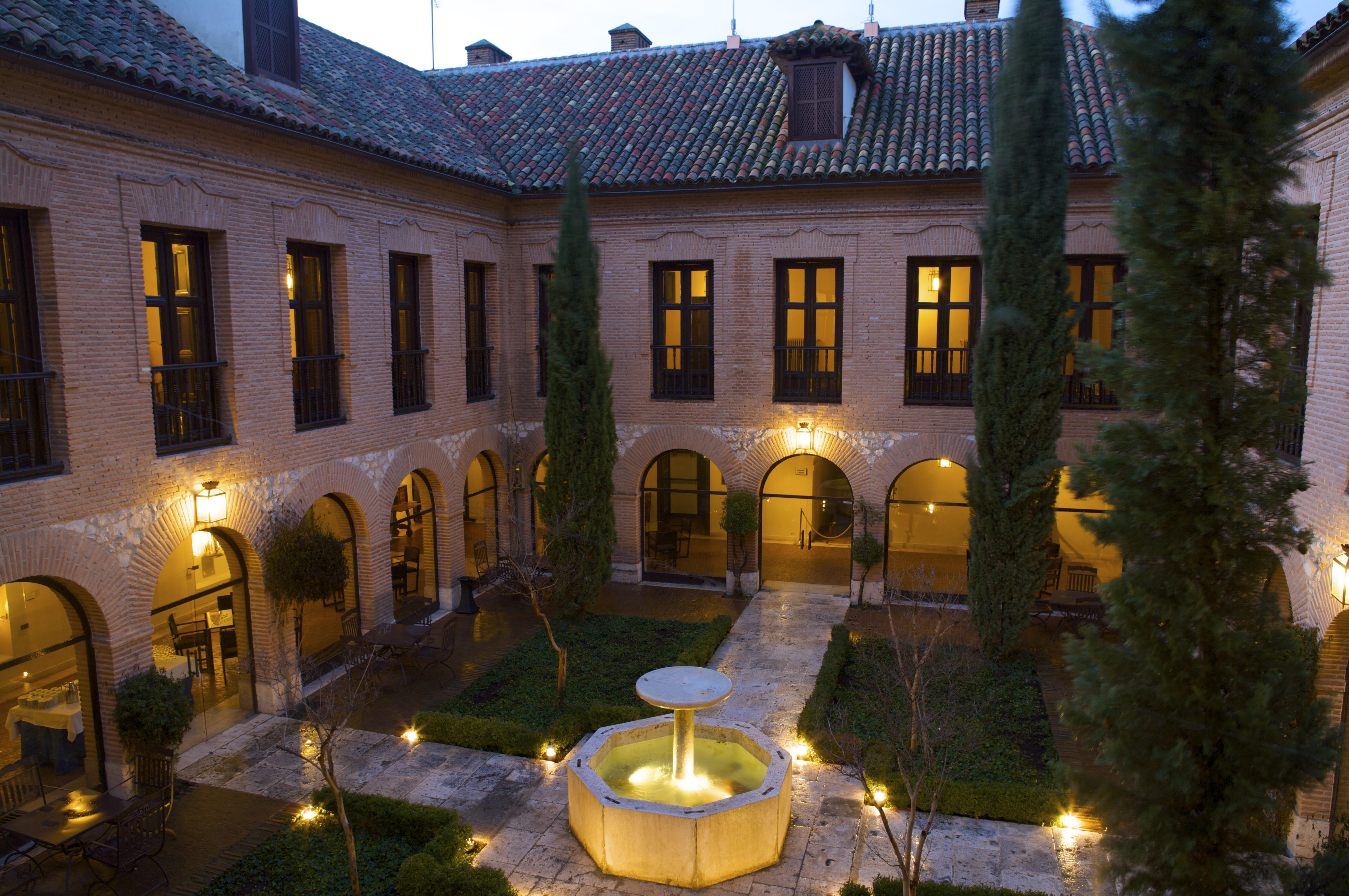 Hotel De 4*