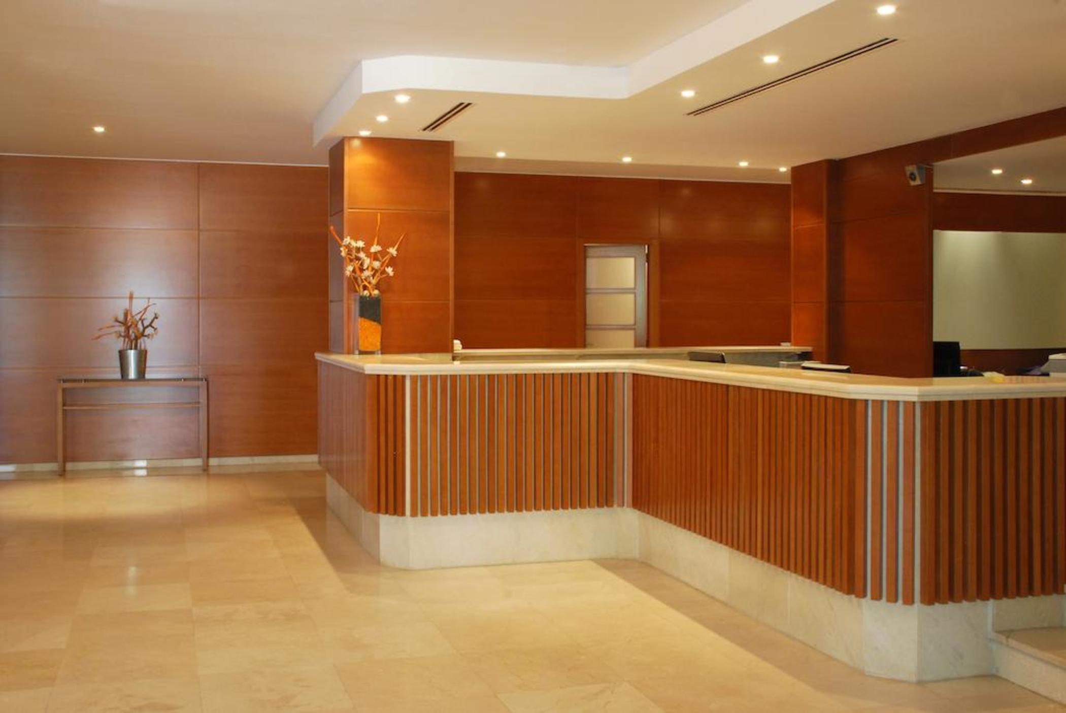Hotel Robles 3*