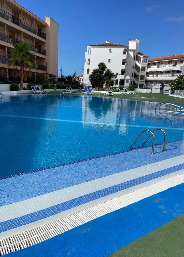 Aloha Summerland Vip Sea & Pool View Apartamento *