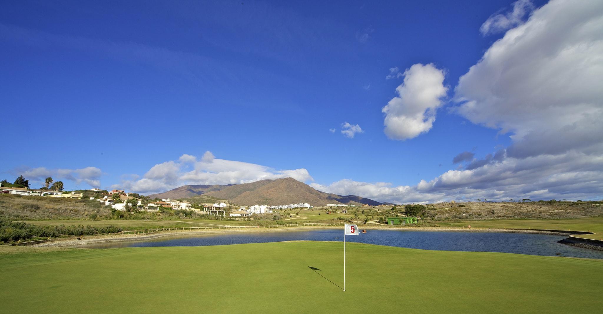 Ona Valle Golf & Apartahotel 4*