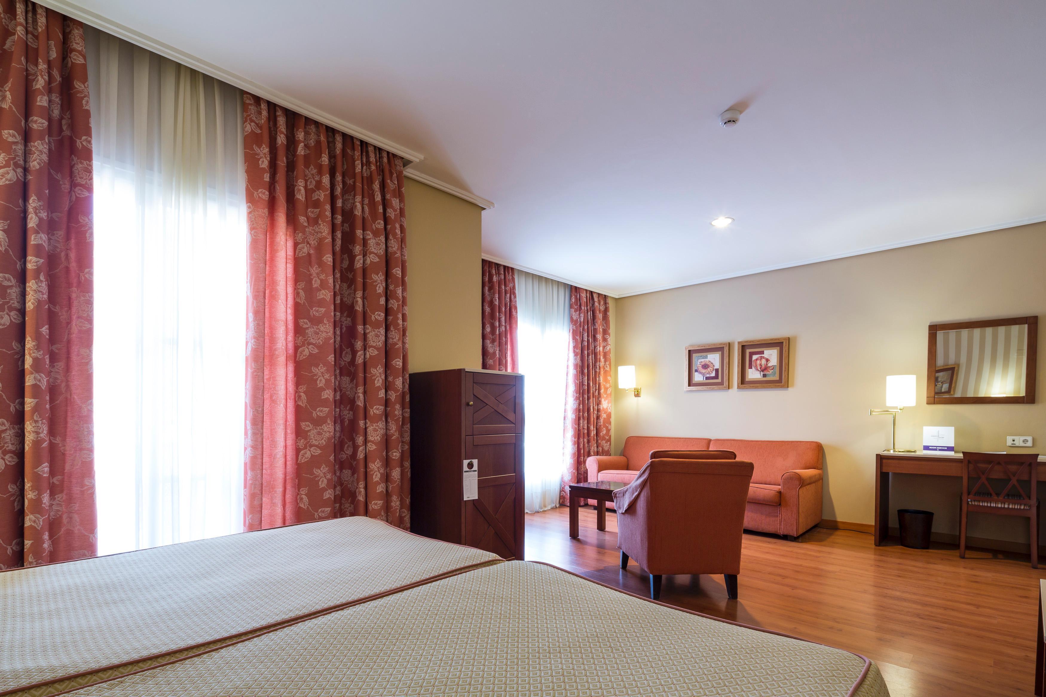 Ilunion Alcora Sevilla Hotel
