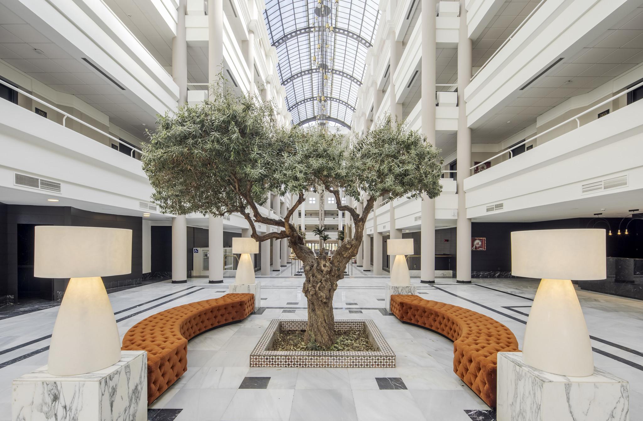 Ilunion Alcora Sevilla Hotel 4*