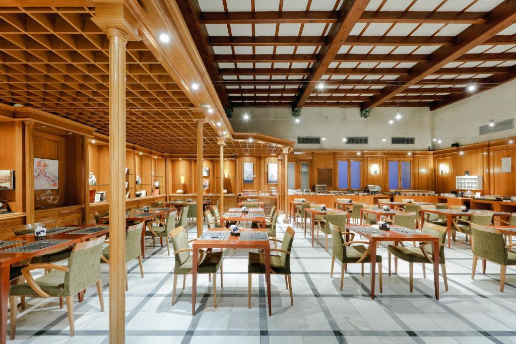 Hotel Sercotel Renacimiento