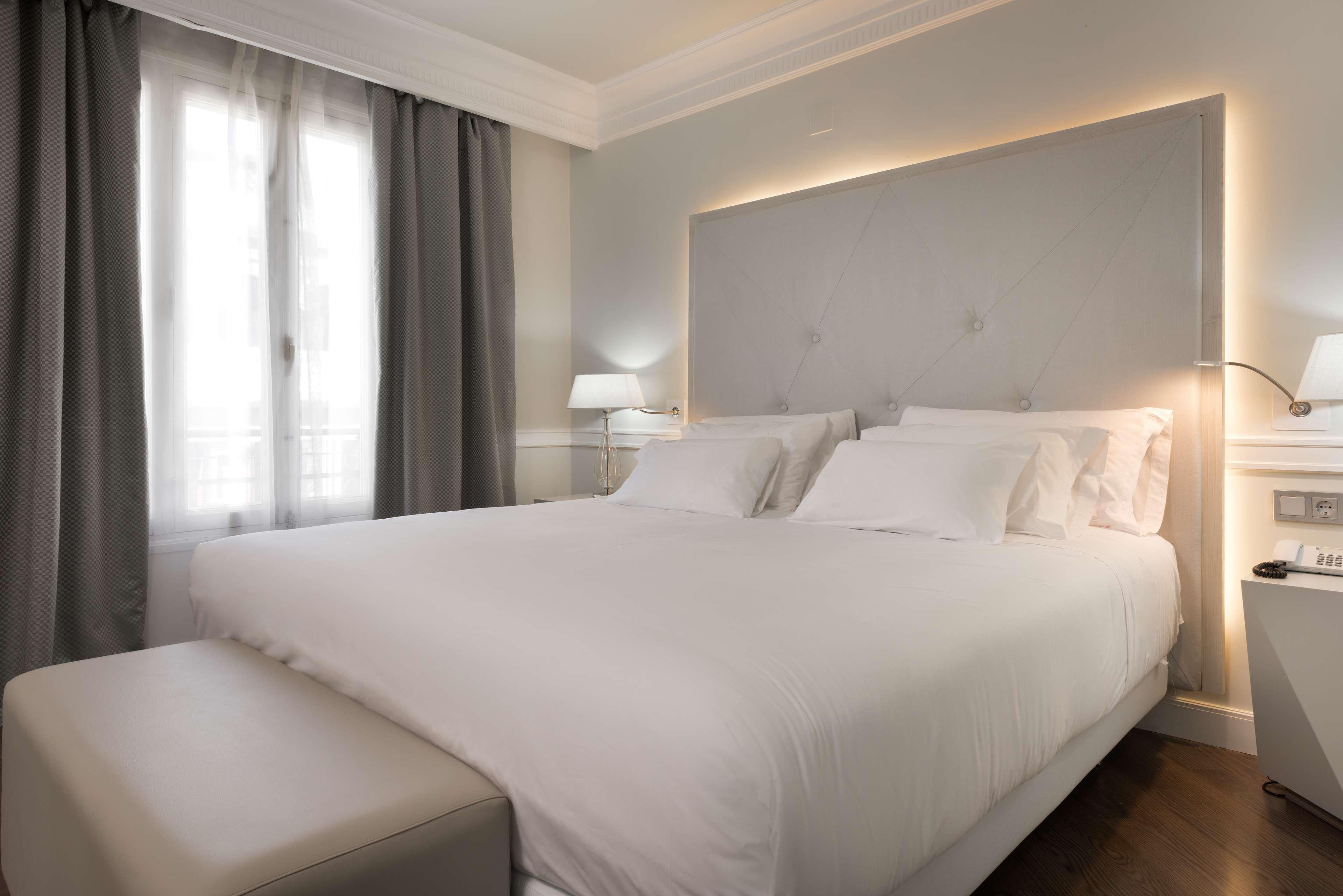 Nh Collection Gran De Hotel 4*