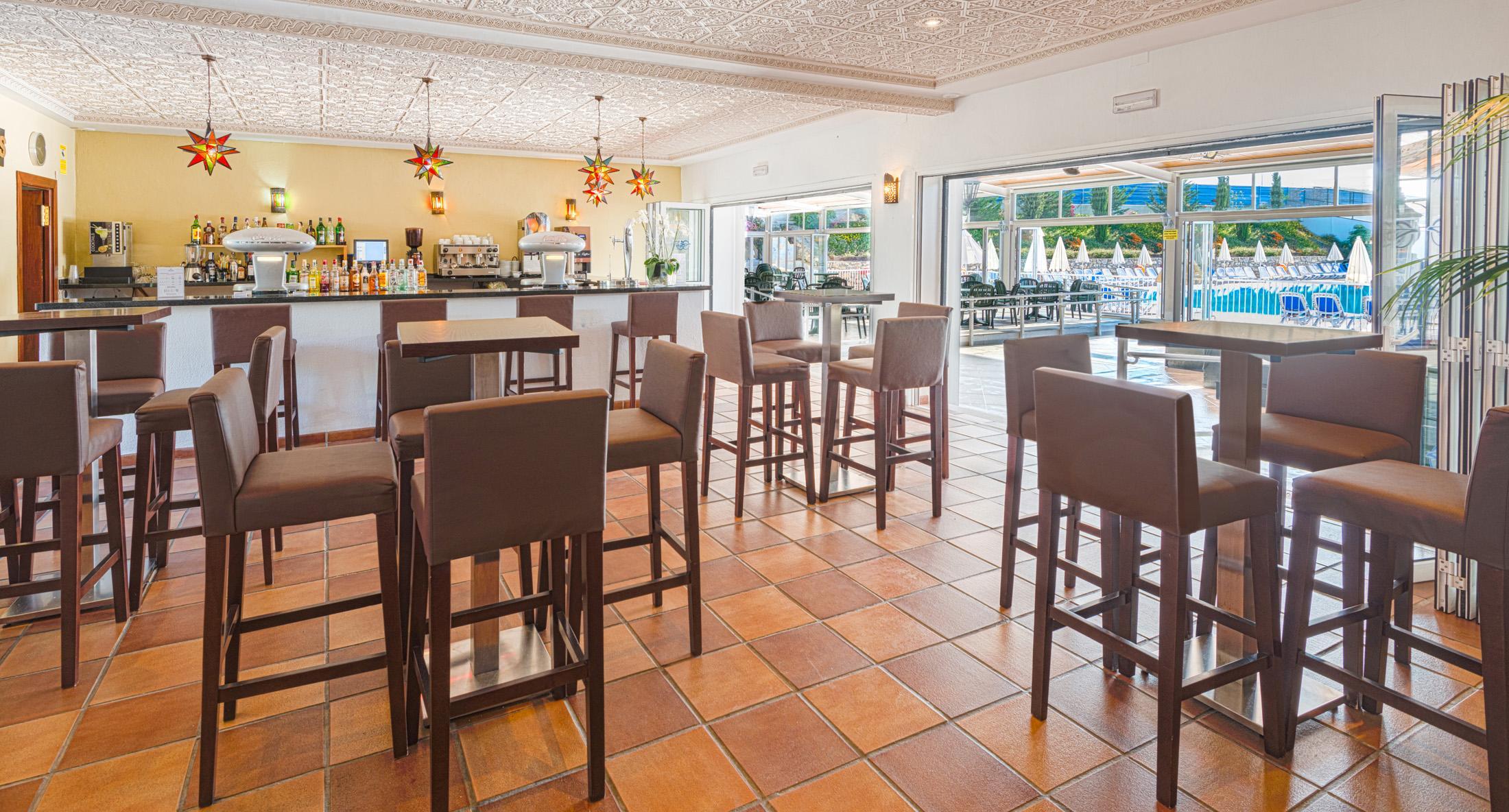 Hotel Globales Pueblo Andaluz San Pedro de Alcántara