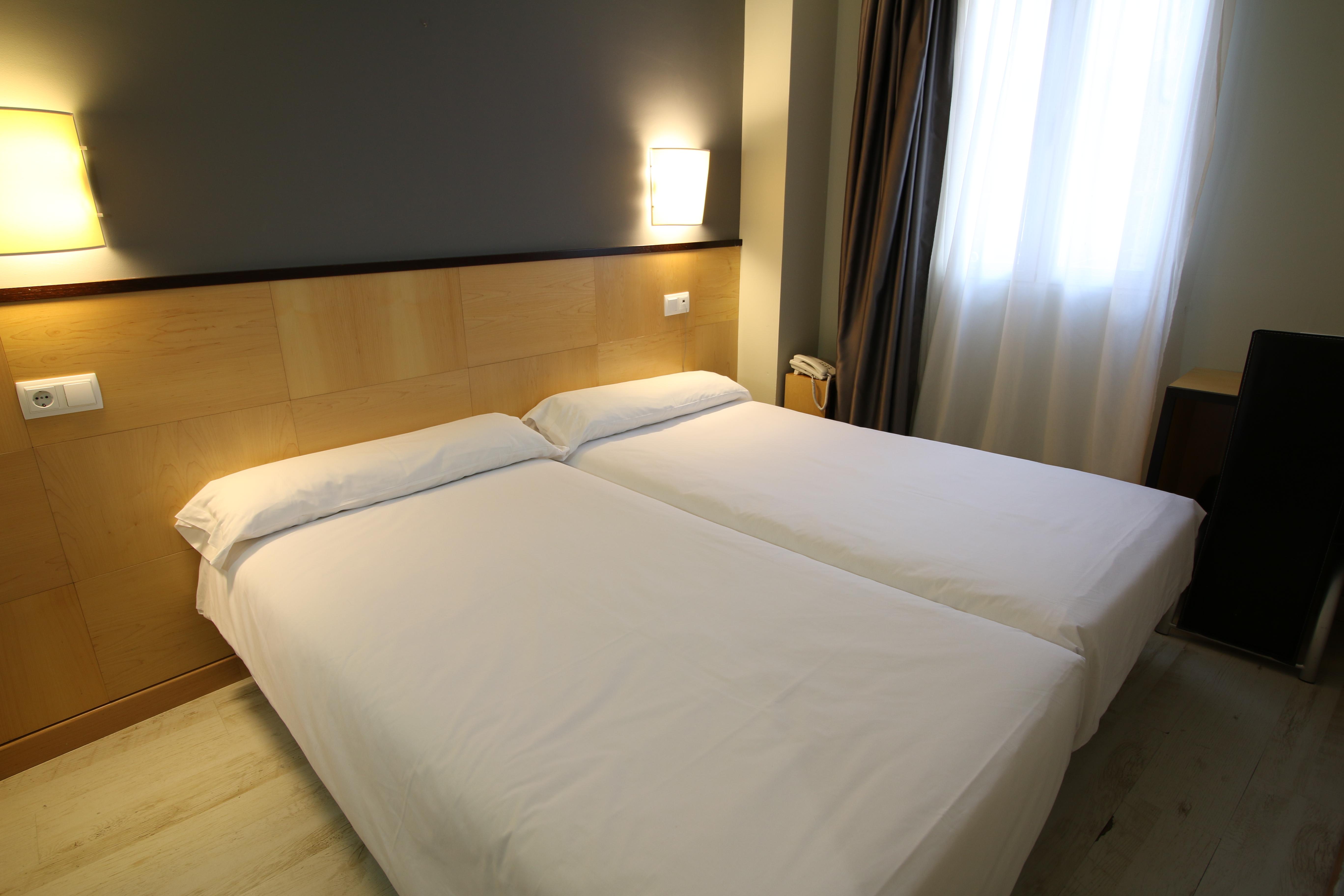 Alda Entrearcos Hotel *