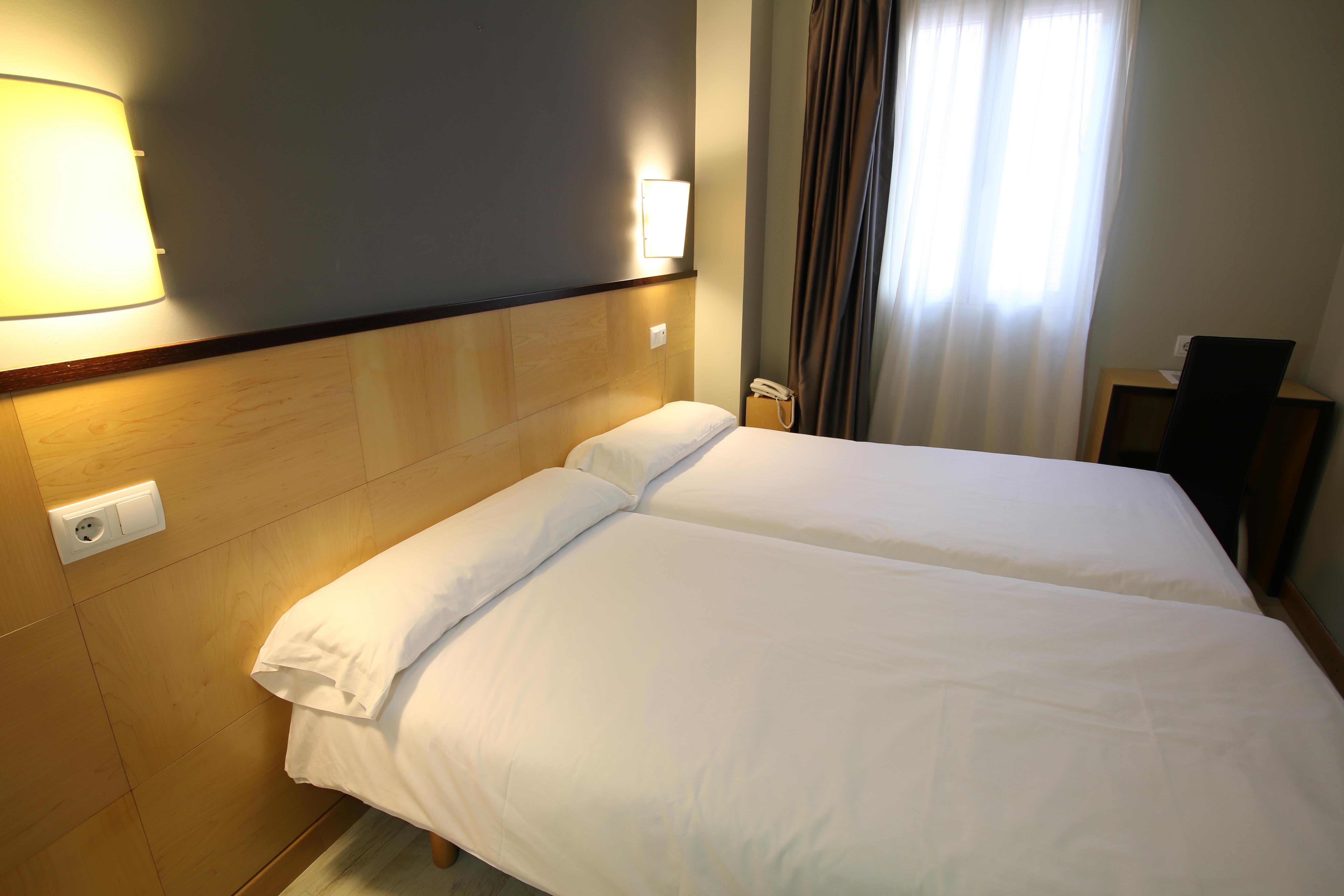Alda Entrearcos Hotel Burgo