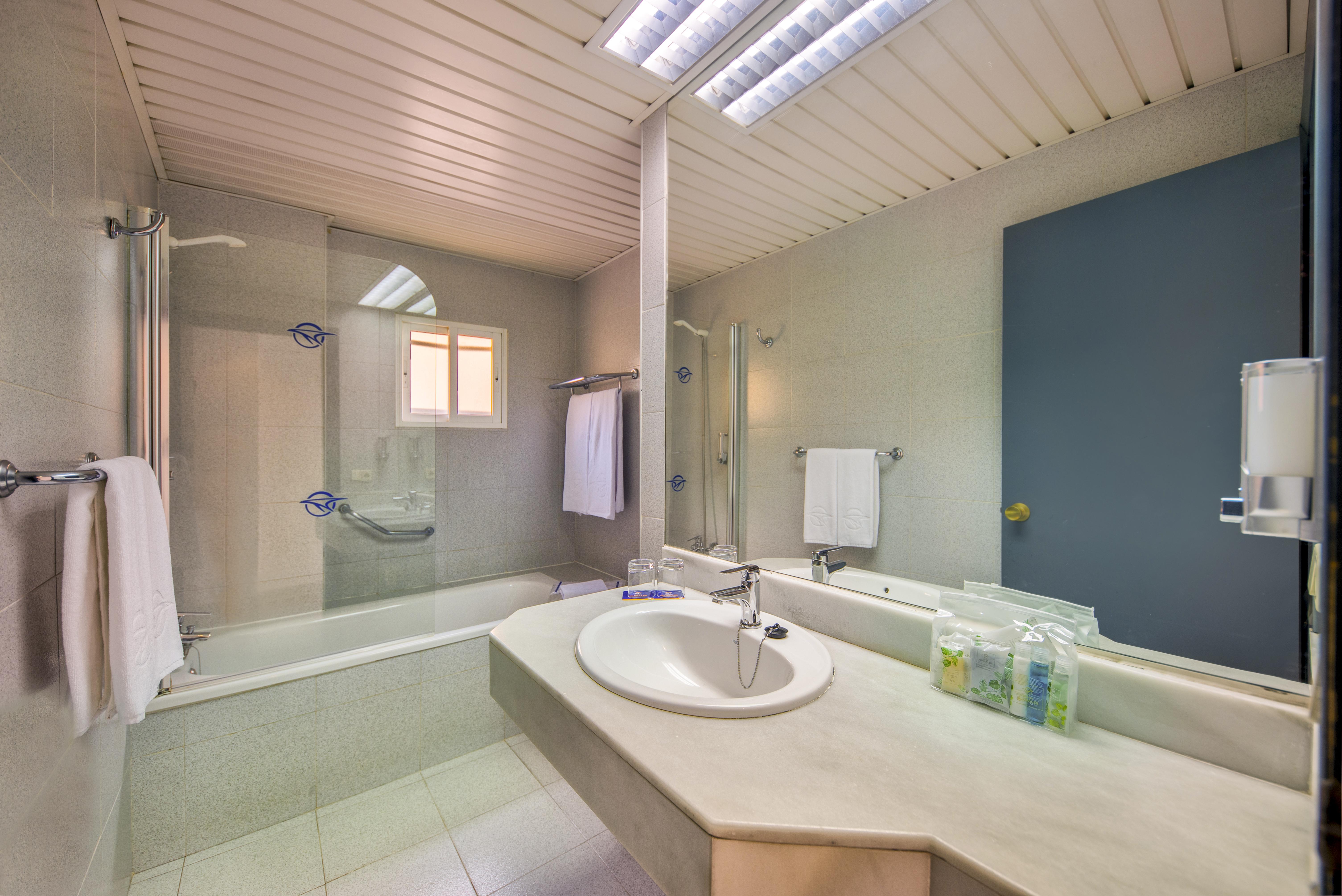 Globales Gardenia Hotel 3*
