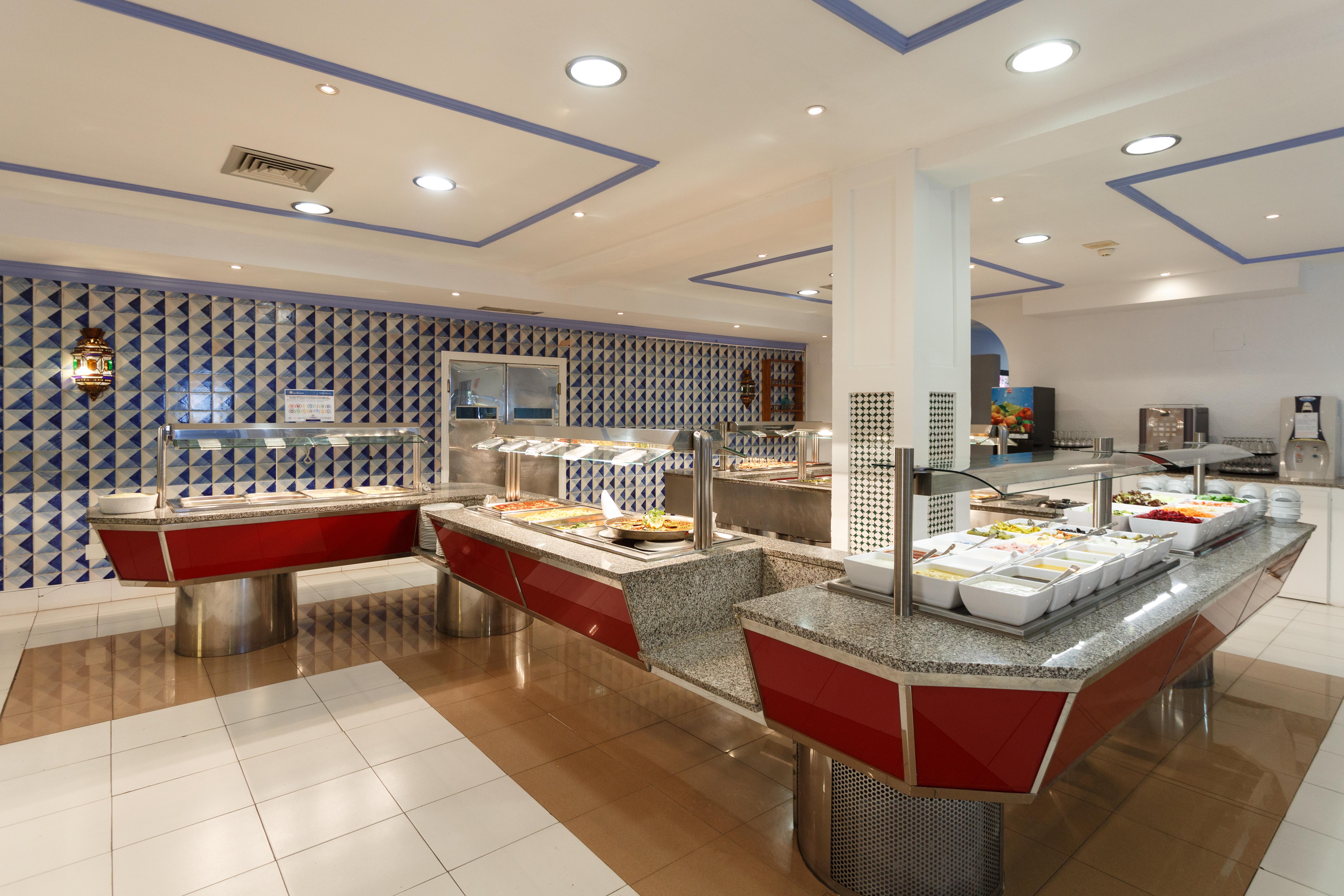 Globales Pueblo Andaluz Hotel 3*
