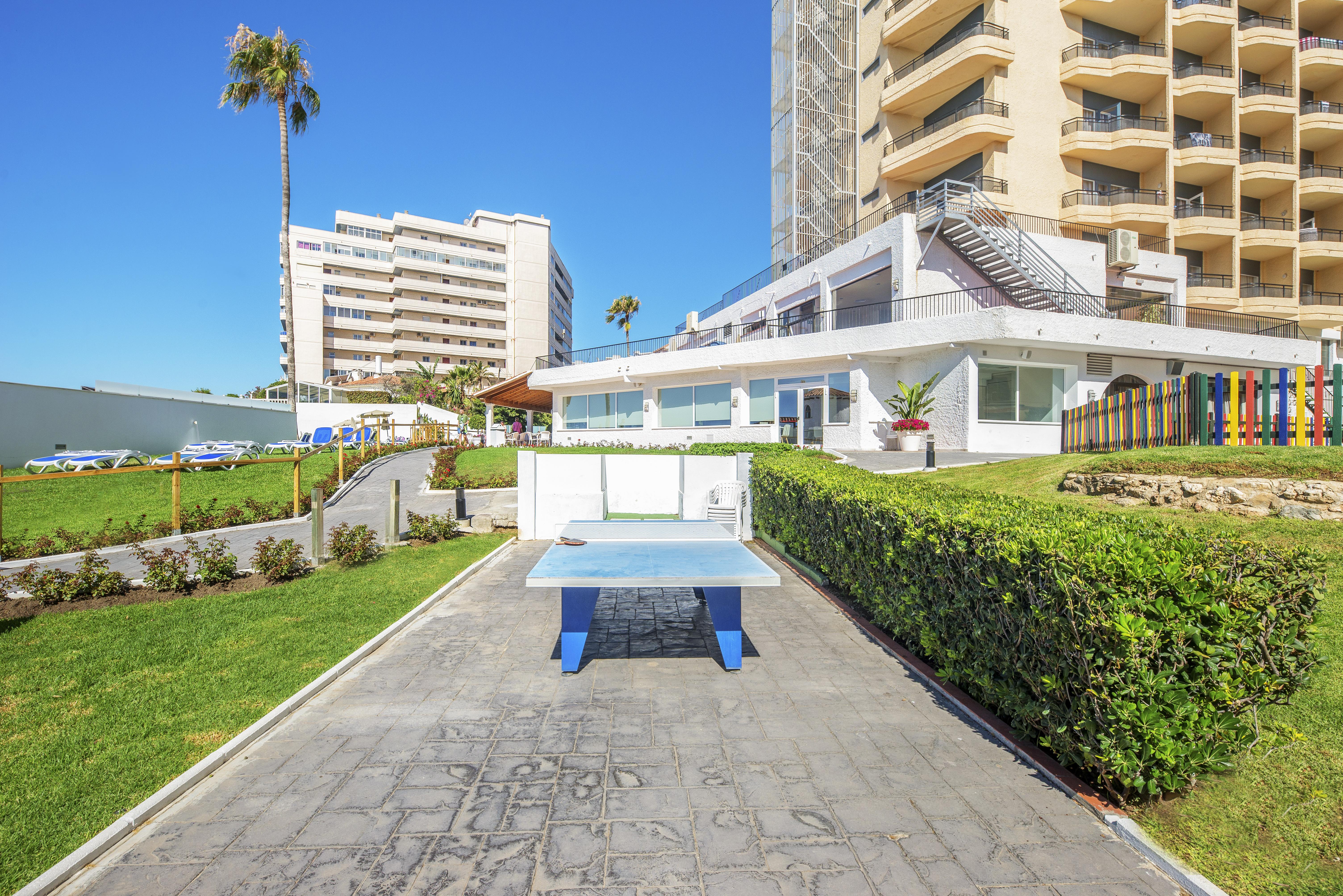 Hotel Globales Gardenia 3*